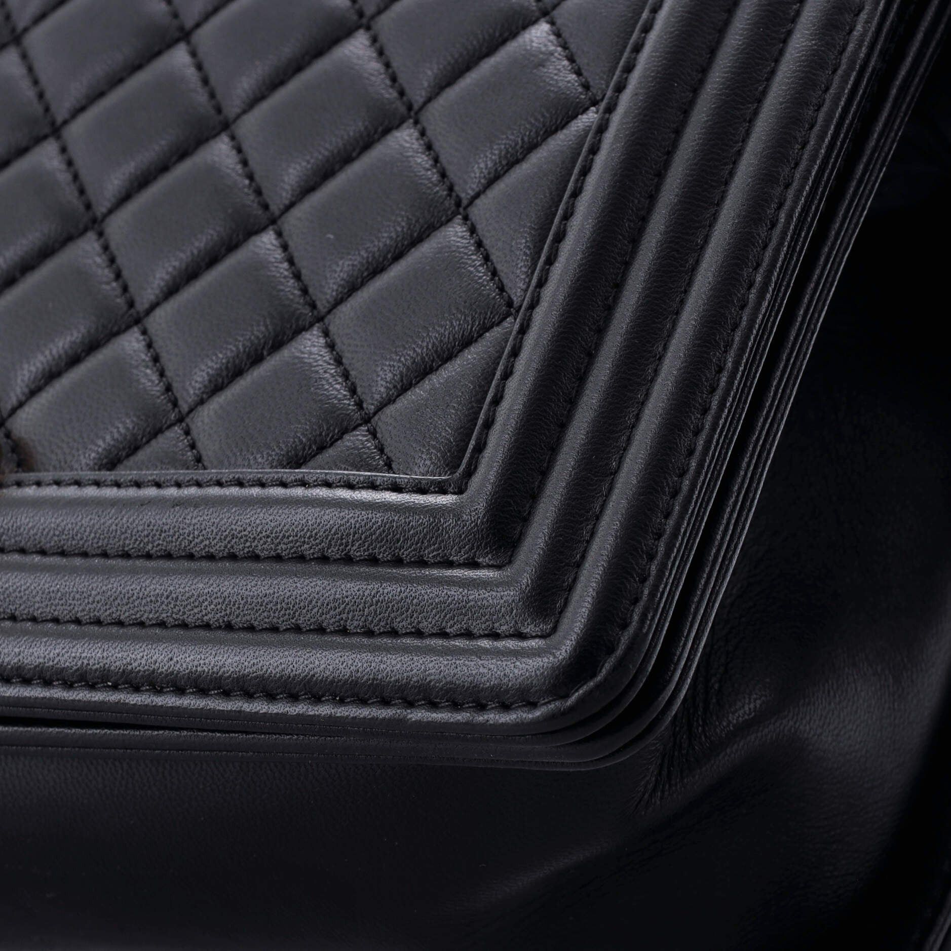 Chanel Boy Flap Bag Size ONE SIZE - 7 Thumbnail