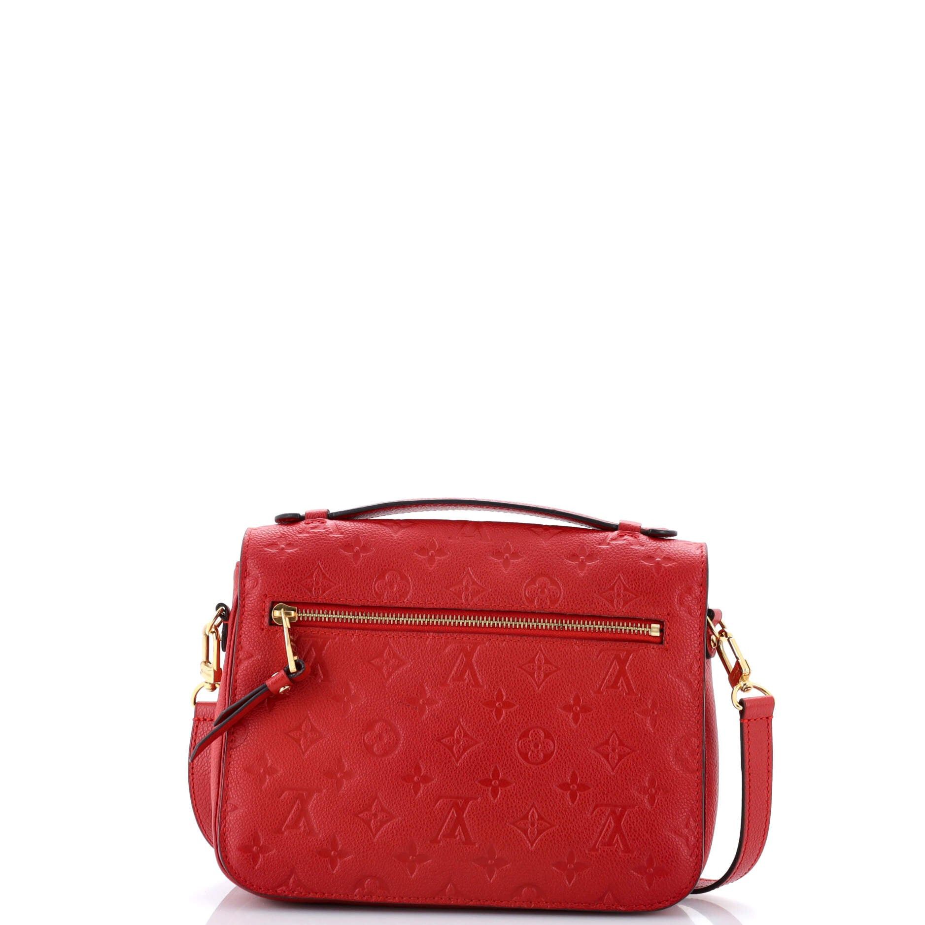 Louis Vuitton Pochette Metis Size ONE SIZE - 3 Thumbnail