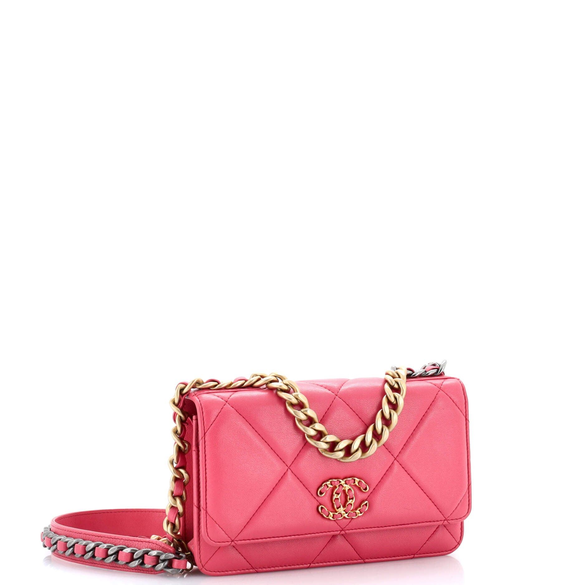 Chanel 19 Wallet on Chain Size ONE SIZE - 2 Thumbnail