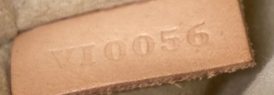 Louis Vuitton Hudson Handbag Size ONE SIZE - 9 Thumbnail
