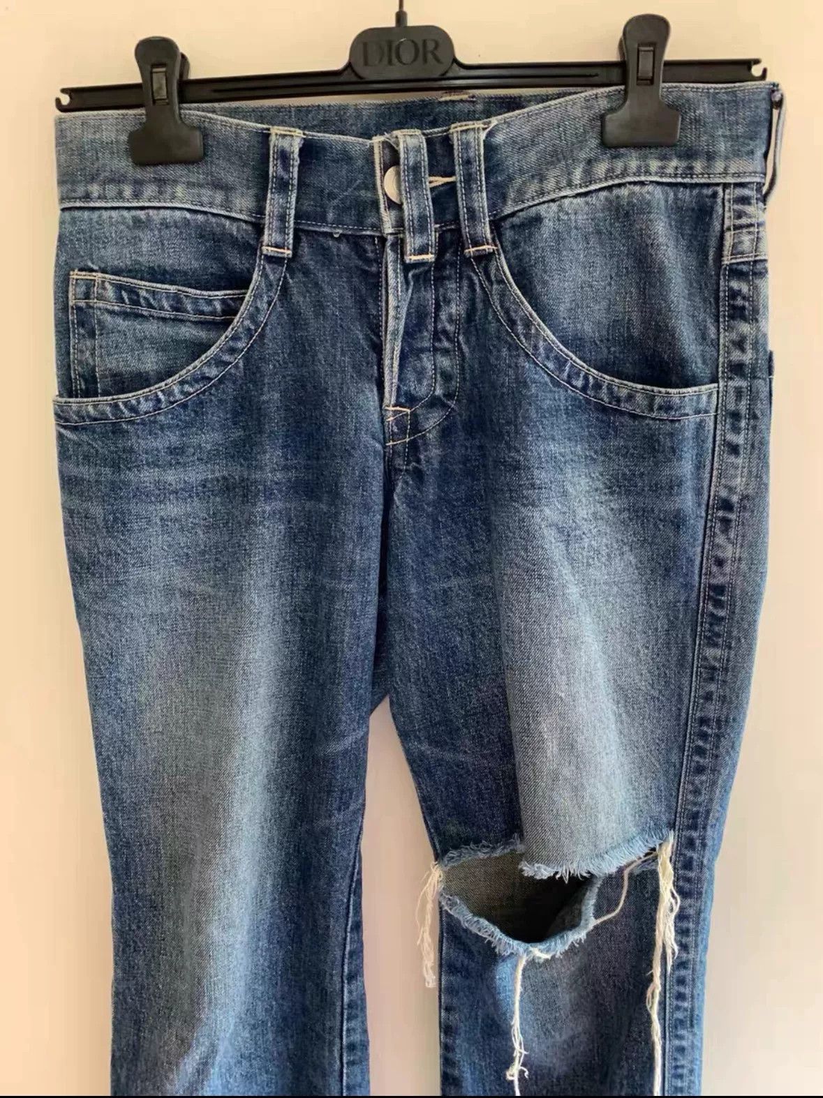 Jean Paul Gaultier Jean Paul Gaultier Ice Blue Knee Distress Jeans Size US 32 / EU 48 - 4 Thumbnail