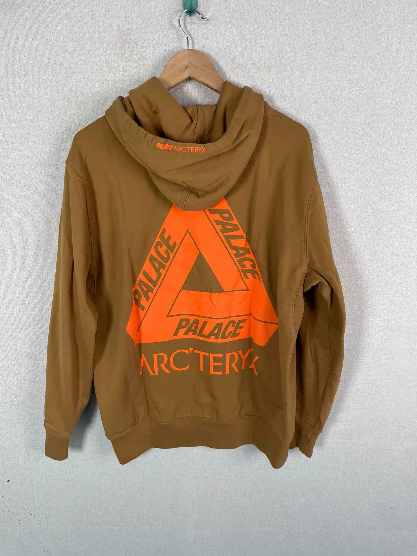 Arc'teryx Arc'teryx x Palace Brown Hoodie Size US L / EU 52-54 / 3 - 5 Thumbnail