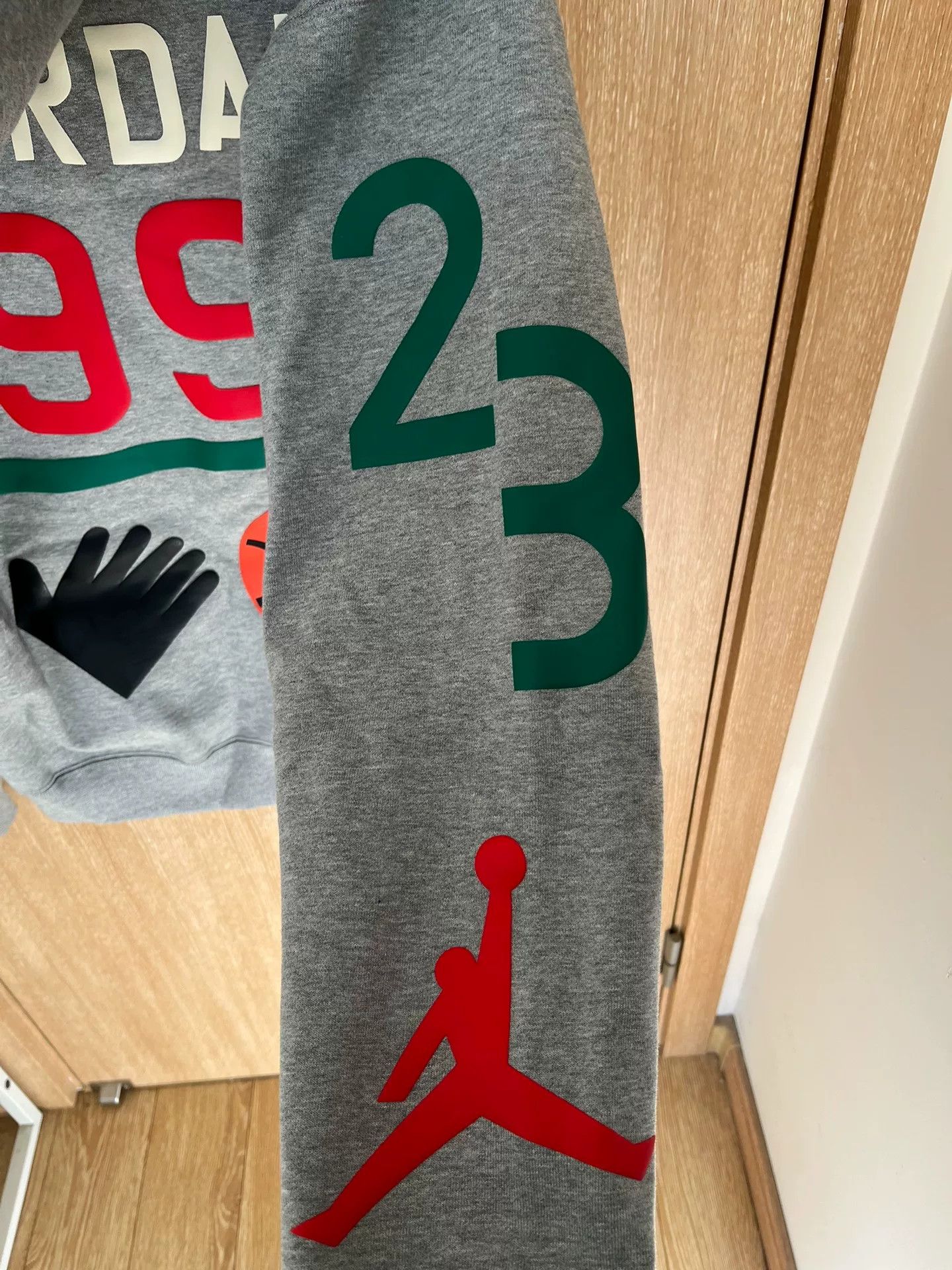 Jordan Brand Jordan x Nina FW22 Abstract Print Hoodie Size US XL / EU 56 / 4 - 6 Thumbnail
