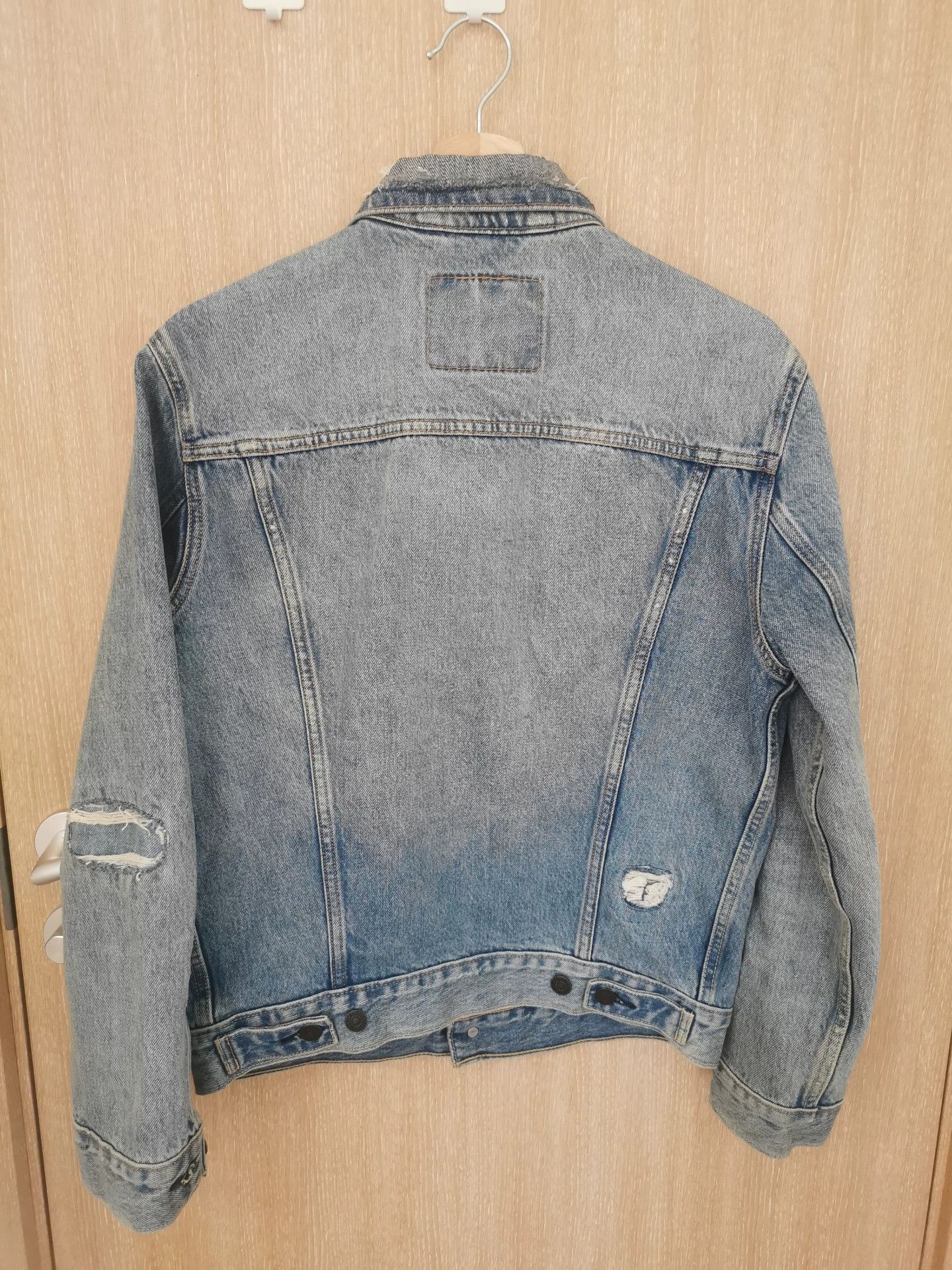 Levi's Levi's Distressed Patch Denim Jacket Size US S / EU 44-46 / 1 - 2 Thumbnail