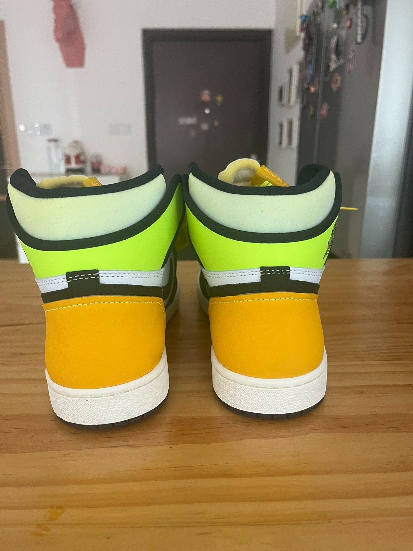 Jordan Brand Air Jordan 1 Yellow Orange Toe Size US 9 / EU 42 - 4 Thumbnail