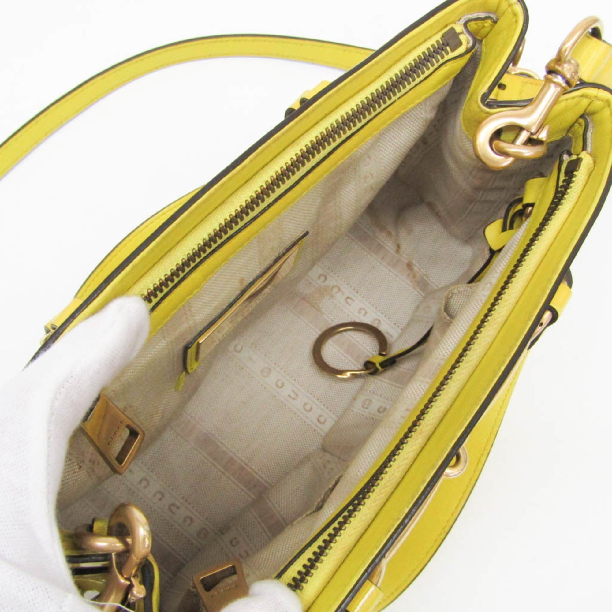 Gucci Gucci Horsebit CHINA EXCLUSIVE 371925 Women's Patent Leather Handbag,Shoulder Bag Yellow Size ONE SIZE - 4 Thumbnail