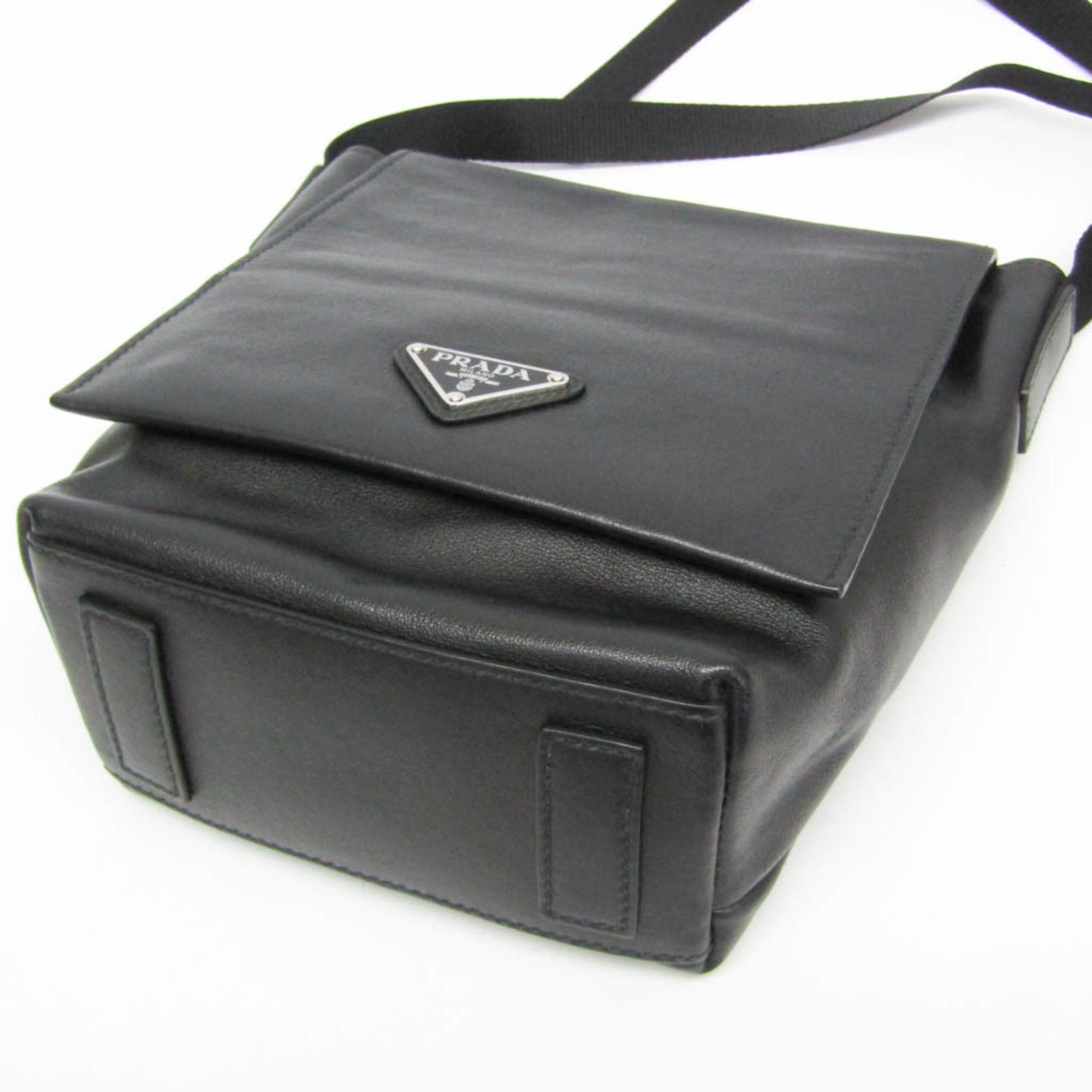 Prada Prada Men,Women Leather Shoulder Bag Black Size ONE SIZE - 4 Thumbnail