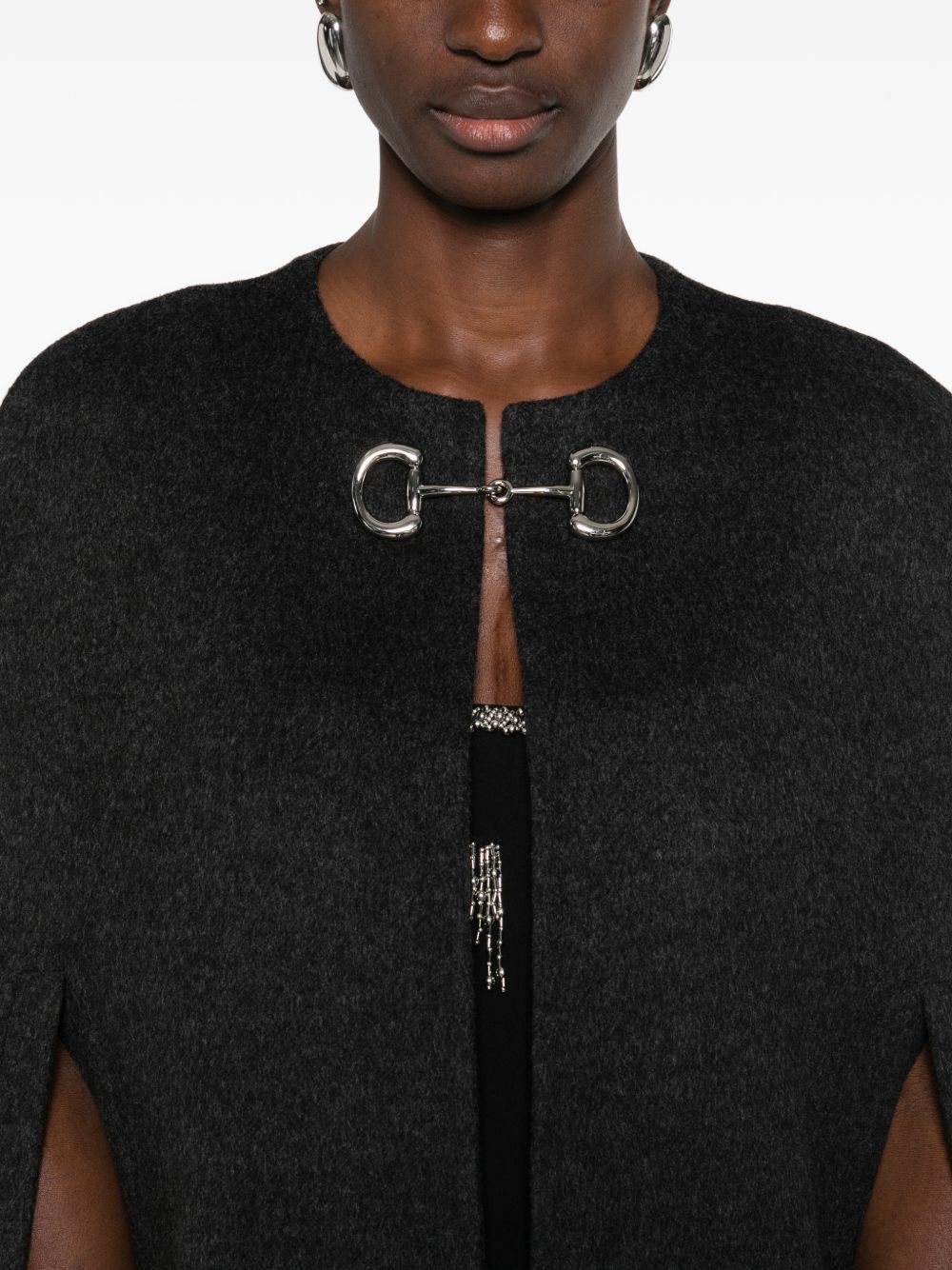 Gucci WOOL AND SILK CAPE Size M / US 6-8 / IT 42-44 - 4 Thumbnail