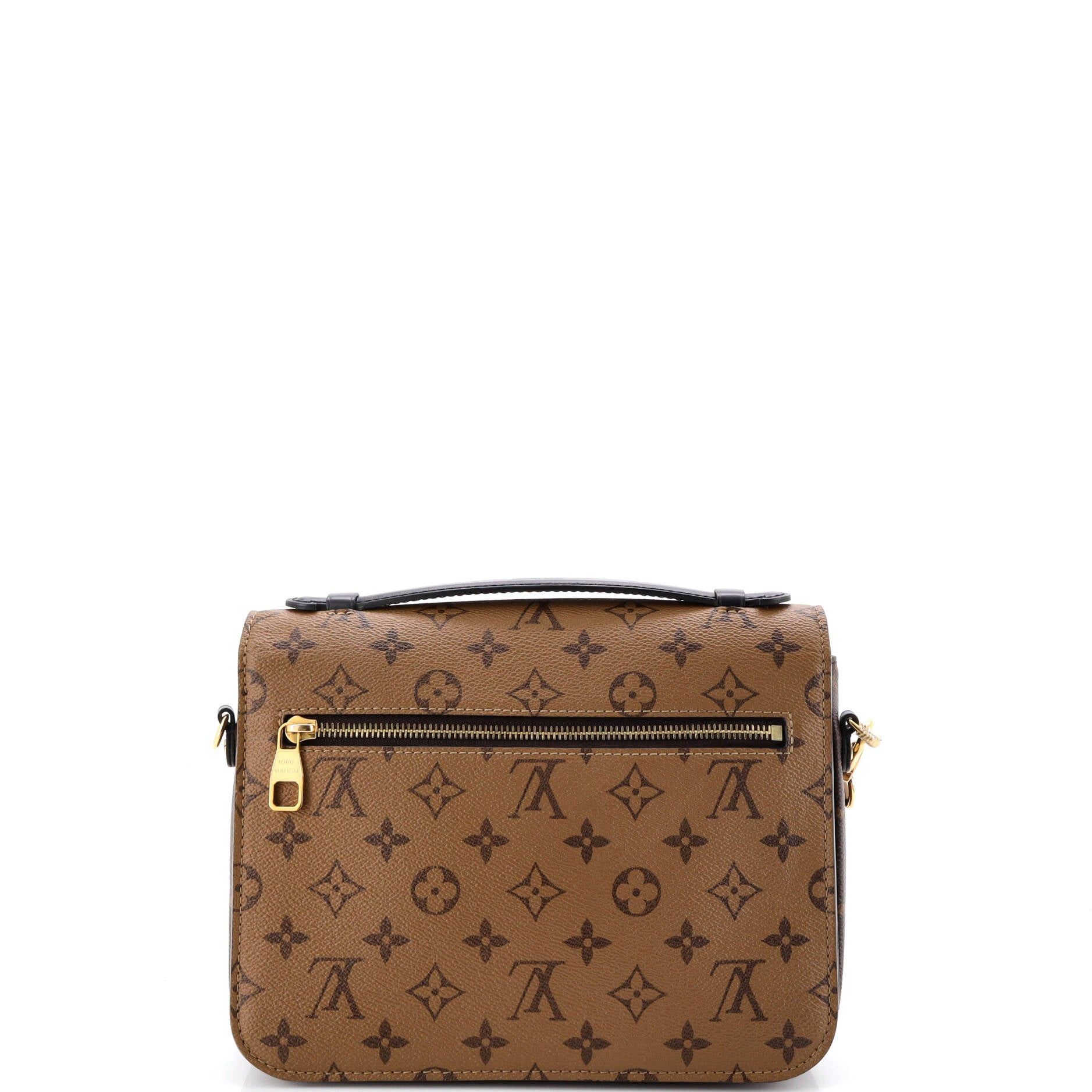 Louis Vuitton Pochette Metis Size ONE SIZE - 3 Thumbnail