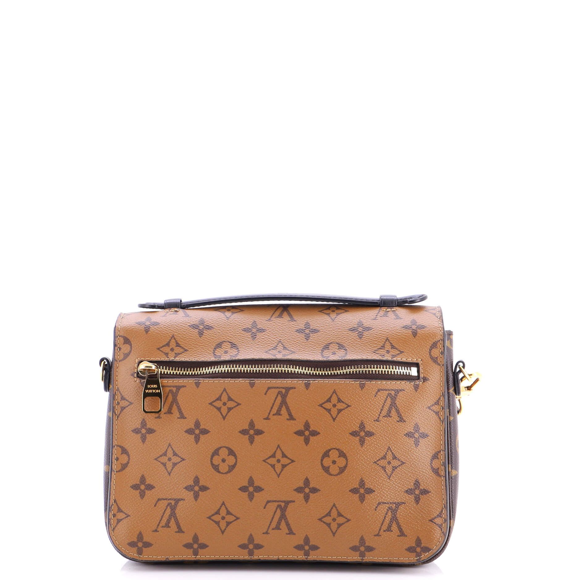 Louis Vuitton Pochette Metis Size ONE SIZE - 3 Thumbnail