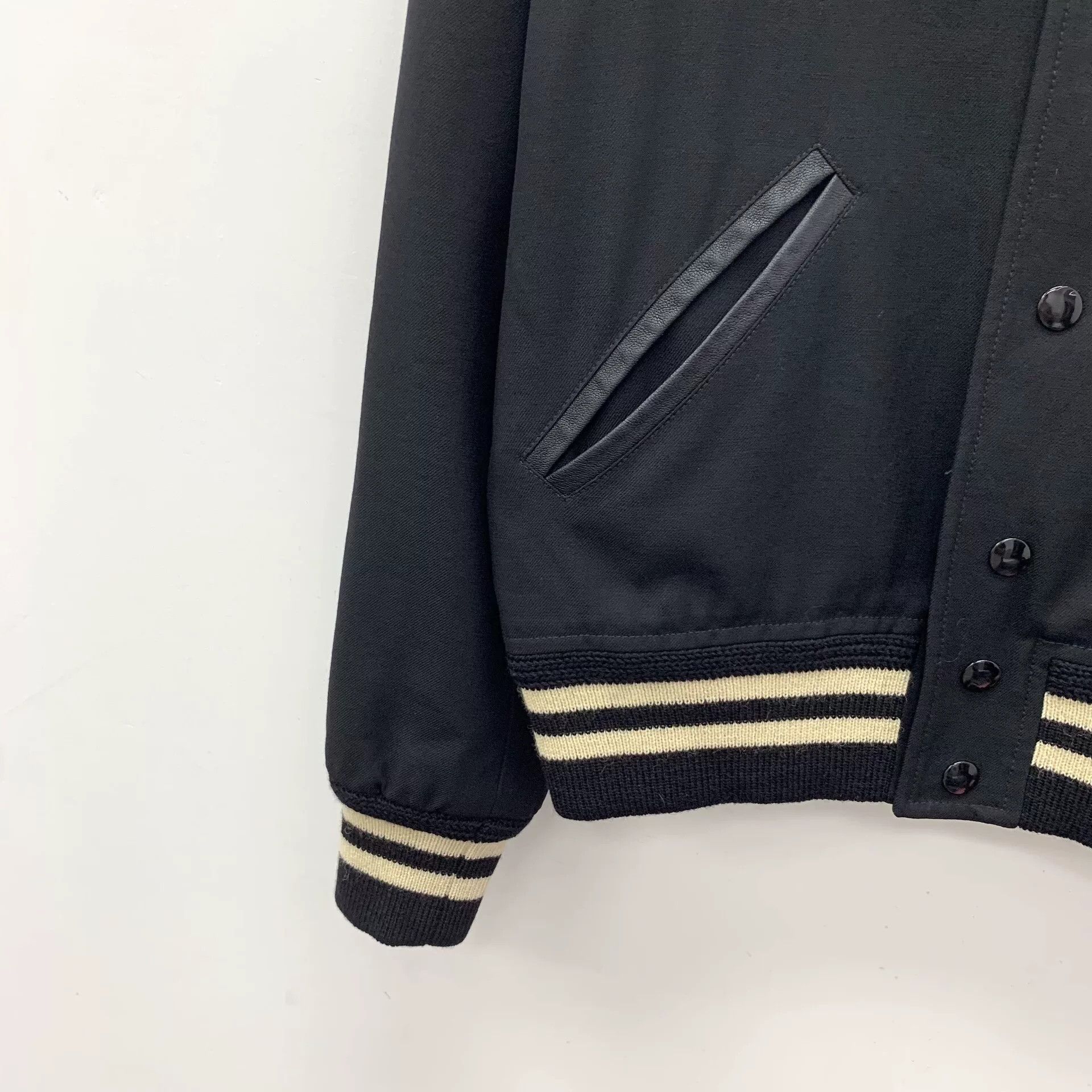 Yves Saint Laurent Saint Laurent Black Striped Leather Sleeve Jacket Size XS / US 0-2 / IT 36-38 - 4 Thumbnail