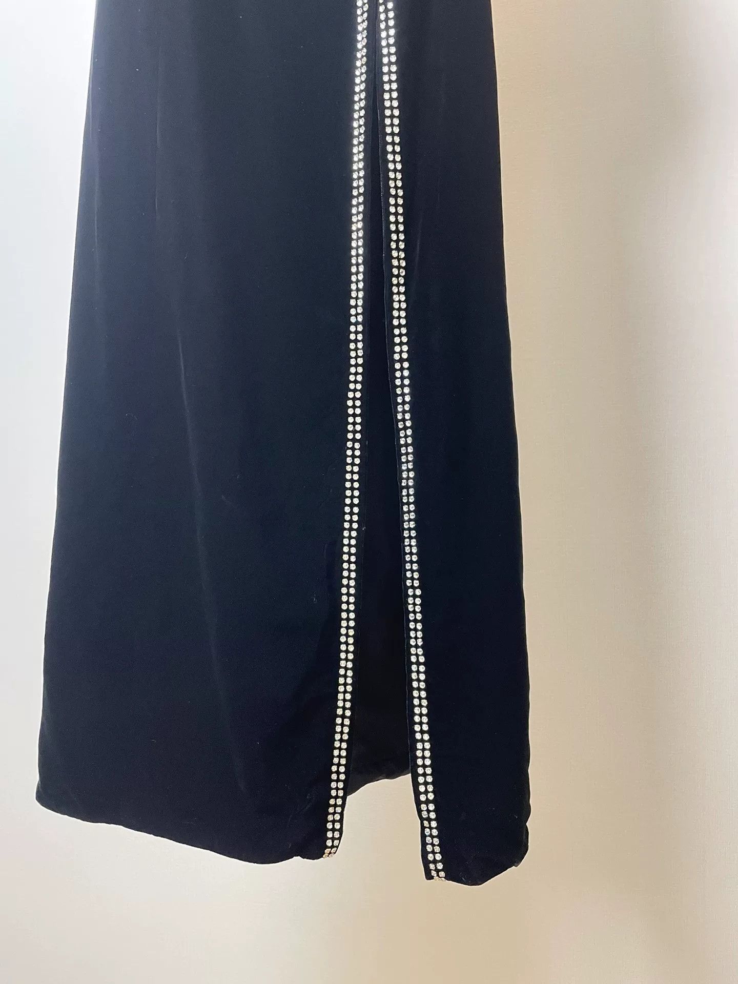Yves Saint Laurent Yves Saint Laurent Black Velvet Crystal Dress Size XS / US 0-2 / IT 36-38 - 3 Thumbnail