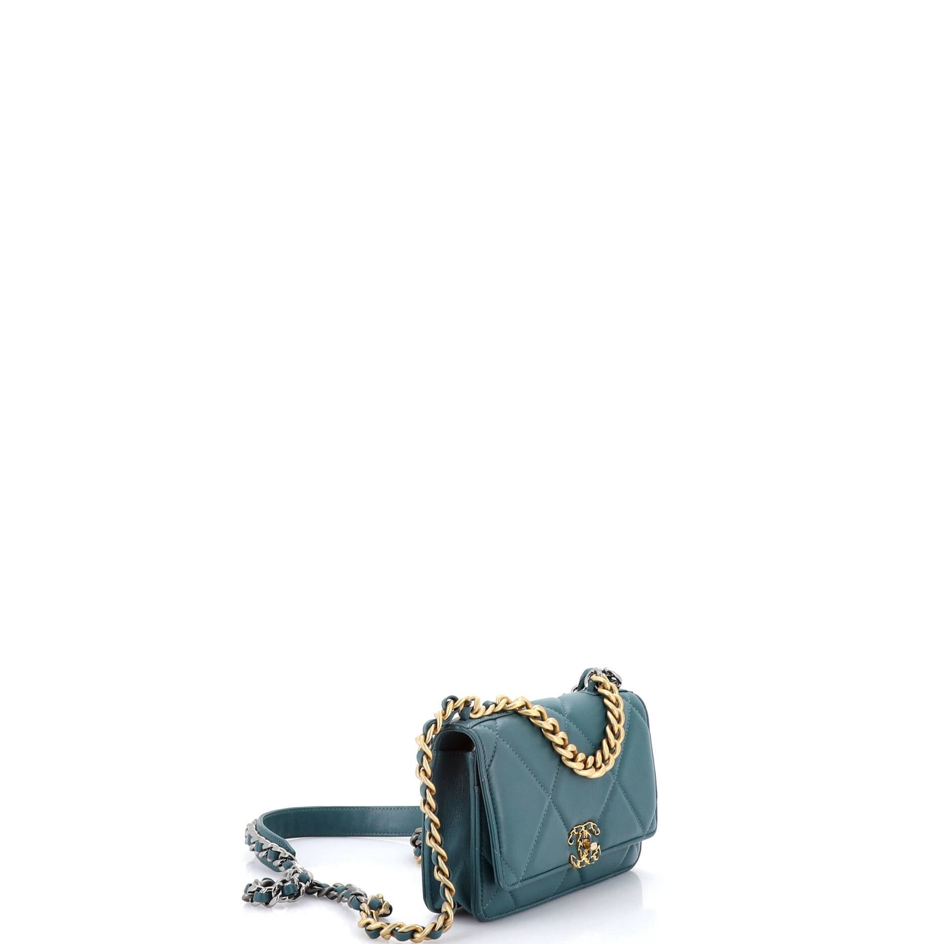 Chanel 19 Wallet on Chain Size ONE SIZE - 2 Thumbnail