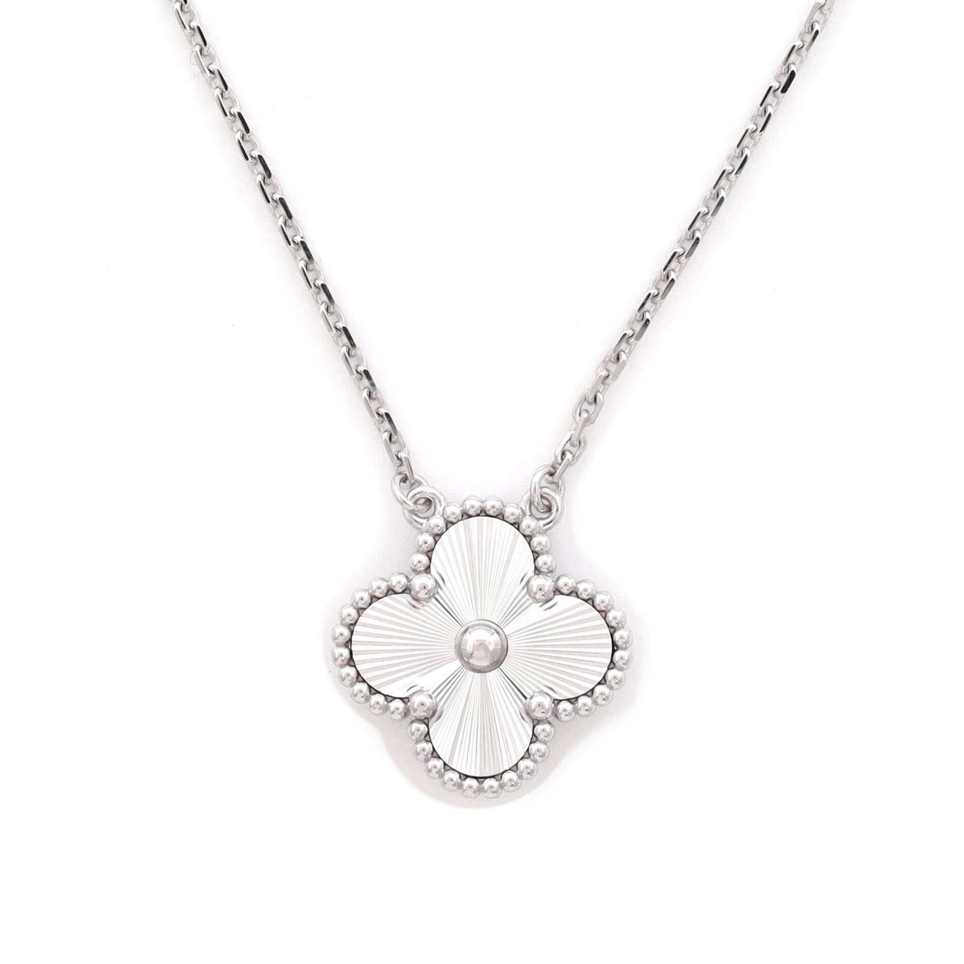 Van Cleef & Arpels Vintage Alhambra Pendant Necklace Size ONE SIZE - 4 Thumbnail