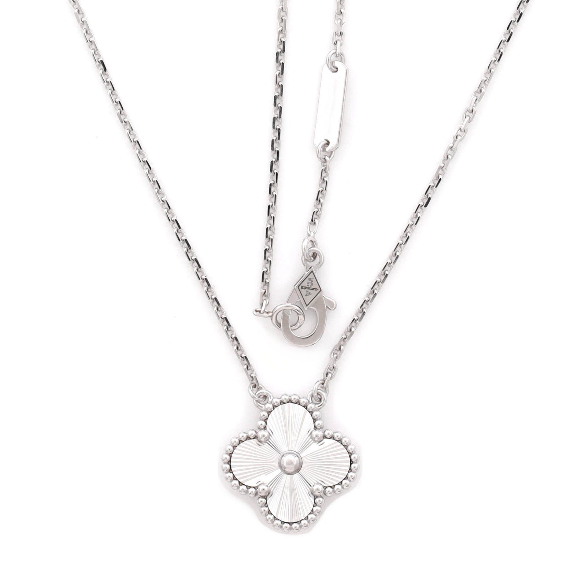 Van Cleef & Arpels Vintage Alhambra Pendant Necklace Size ONE SIZE - 3 Thumbnail