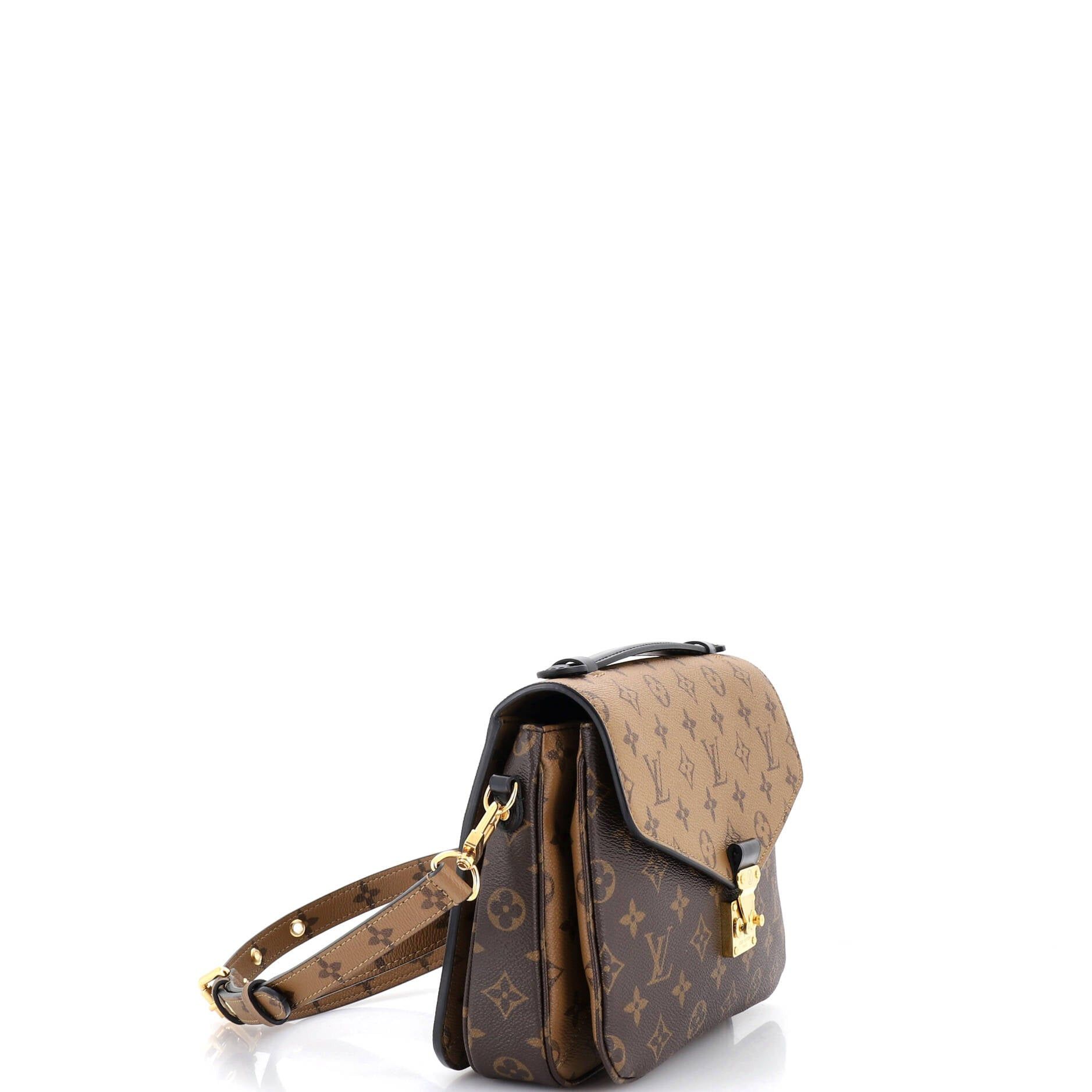 Louis Vuitton Pochette Metis Size ONE SIZE - 2 Thumbnail