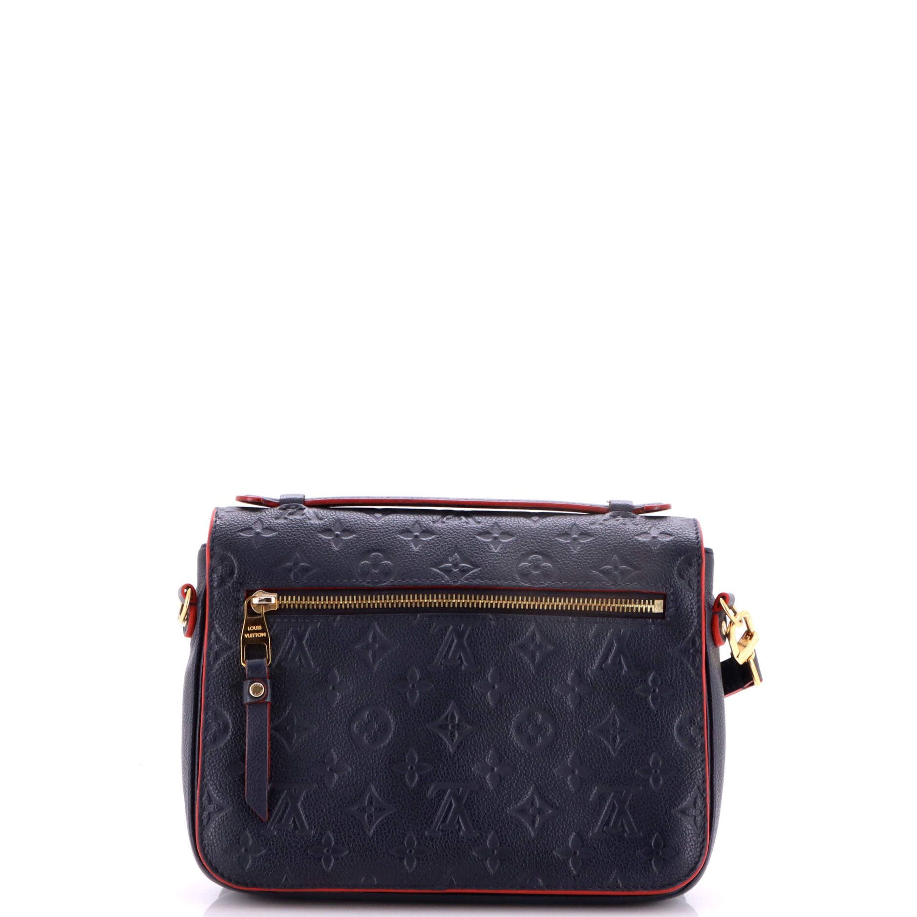 Louis Vuitton Pochette Metis Size ONE SIZE - 3 Thumbnail
