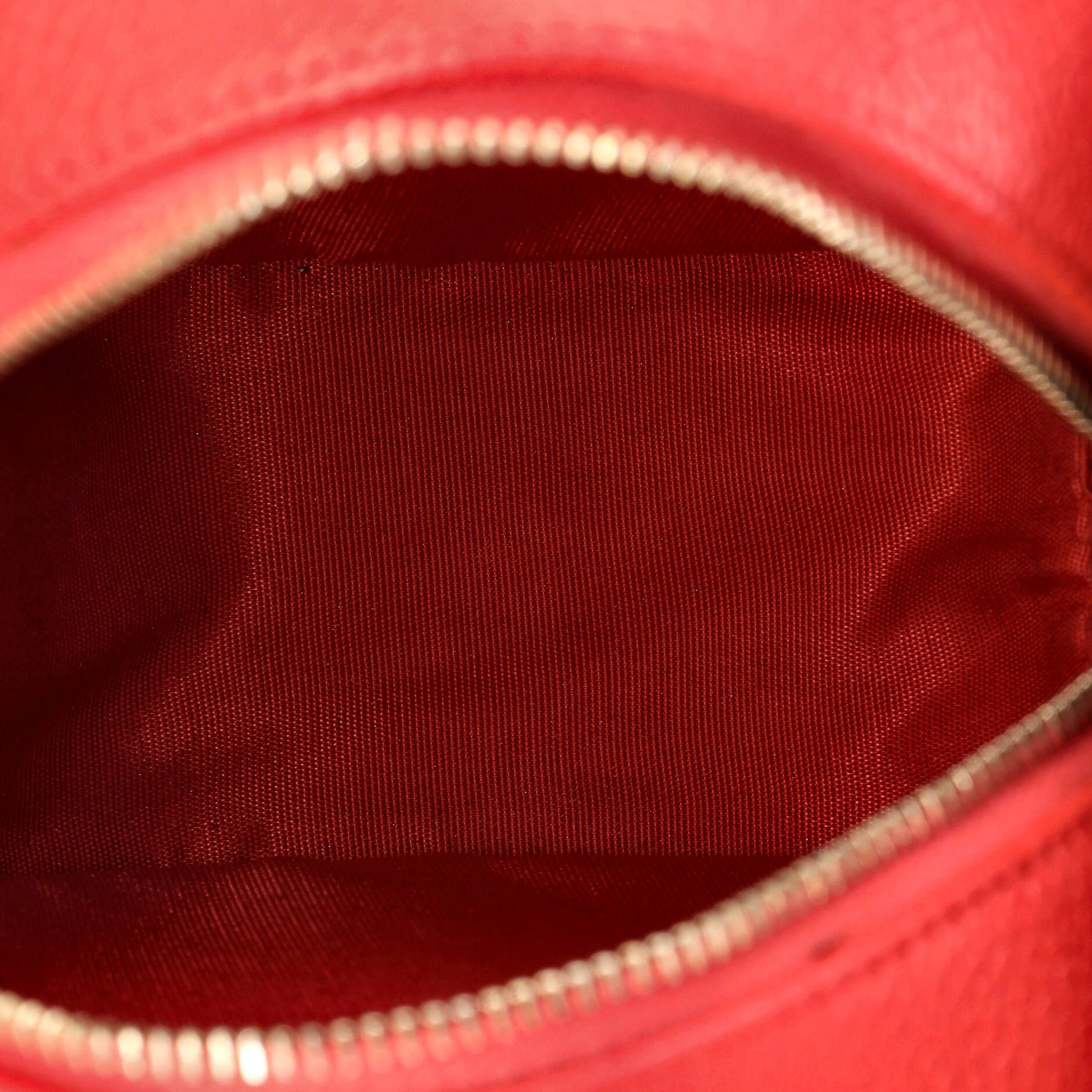 Chanel Filigree Round Clutch with Chain Size ONE SIZE - 6 Thumbnail