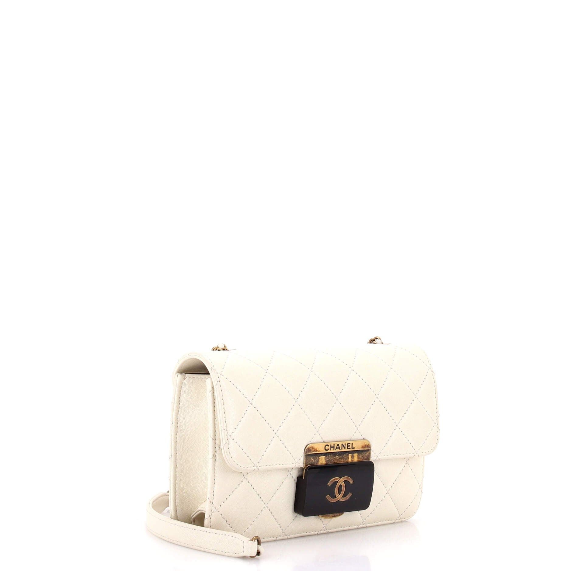 Chanel Beauty Lock Flap Bag Size ONE SIZE - 4 Thumbnail