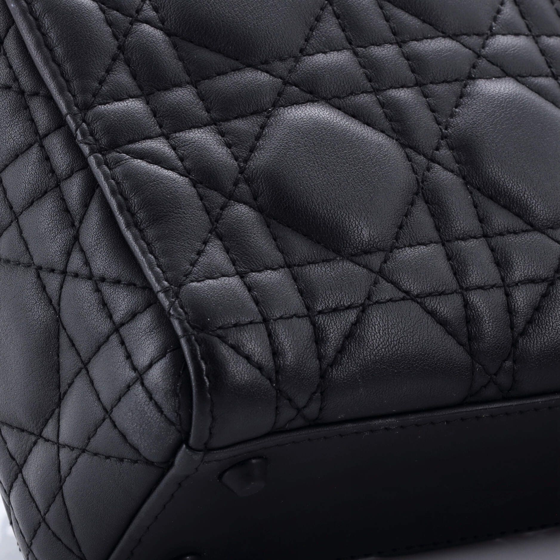 Dior Ultra Matte Lady Dior Chain Bag Size ONE SIZE - 6 Thumbnail