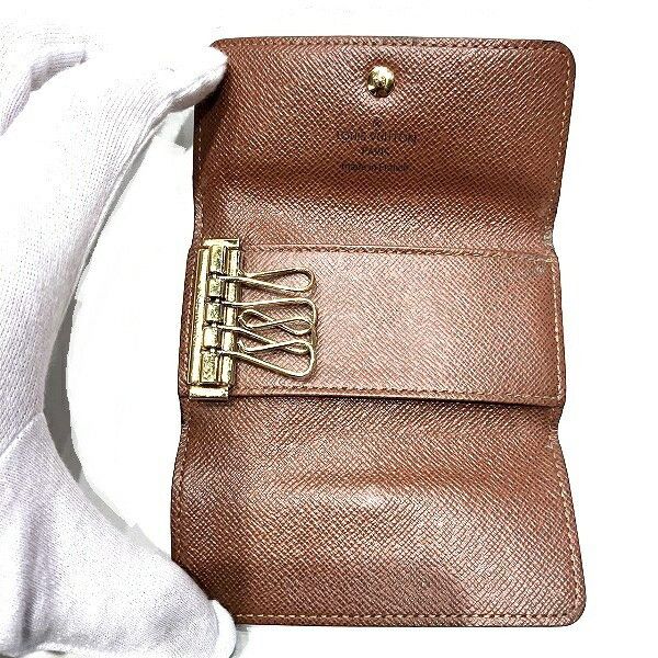 Louis Vuitton Louis Vuitton Louis Vuitton Multicles 4 Monogram Key Case Textile Key case M62631 DUTY FREE for USA Size ONE SIZE - 3 Thumbnail
