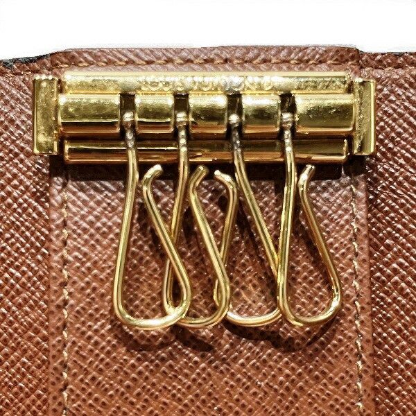Louis Vuitton Louis Vuitton Louis Vuitton Multicles 4 Monogram Key Case Textile Key case M62631 DUTY FREE for USA Size ONE SIZE - 5 Thumbnail