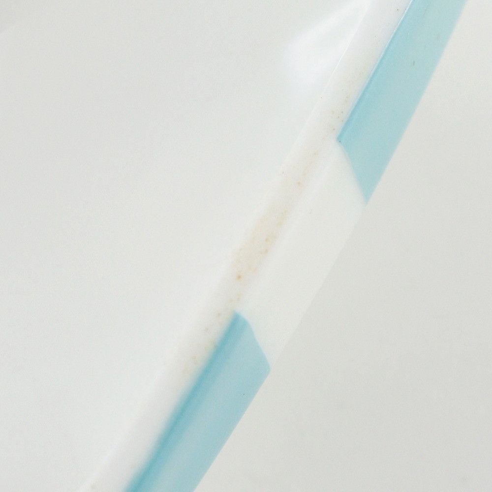 Tiffany & Co. Tiffany & Co. Tiffany & Co. Mini Blue Bow Box Ceramic Accessory Case Glass / Ceramic Other DUTY FREE for USA Size ONE SIZE - 5 Thumbnail