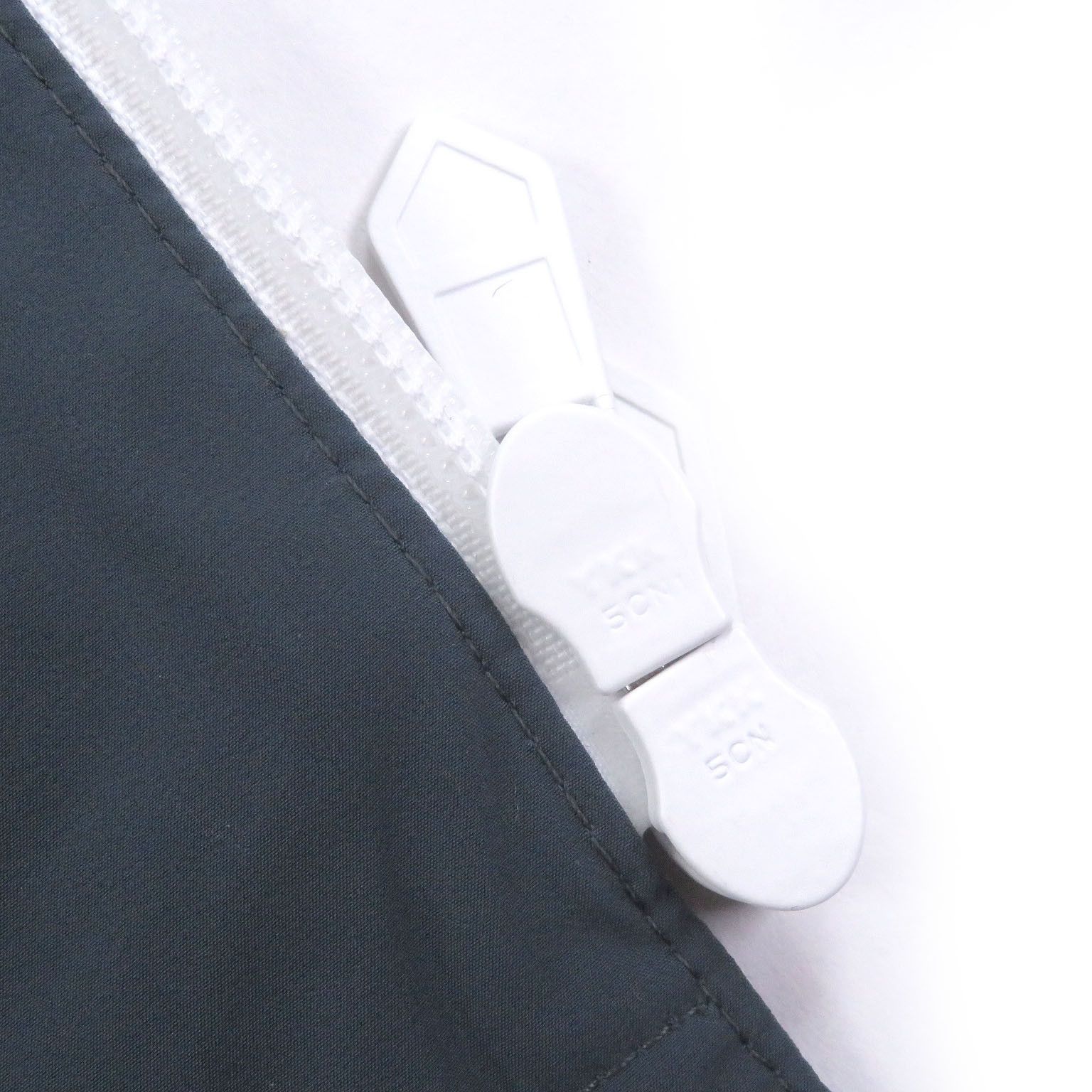 Hermes Hermes Hermes Zip-Up Nylon Jacket Textile Outerwear DUTY FREE for USA Size ONE SIZE - 6 Thumbnail