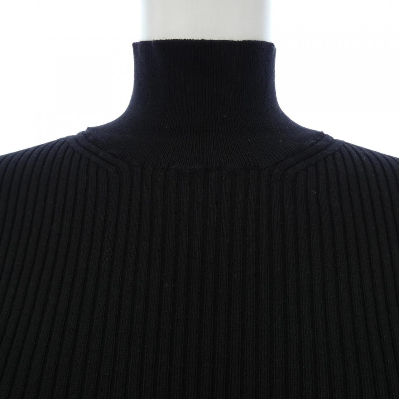 Prada Prada Prada Knitwear Textile Tops DNA945S2211YKU DUTY FREE for USA Size ONE SIZE - 5 Thumbnail