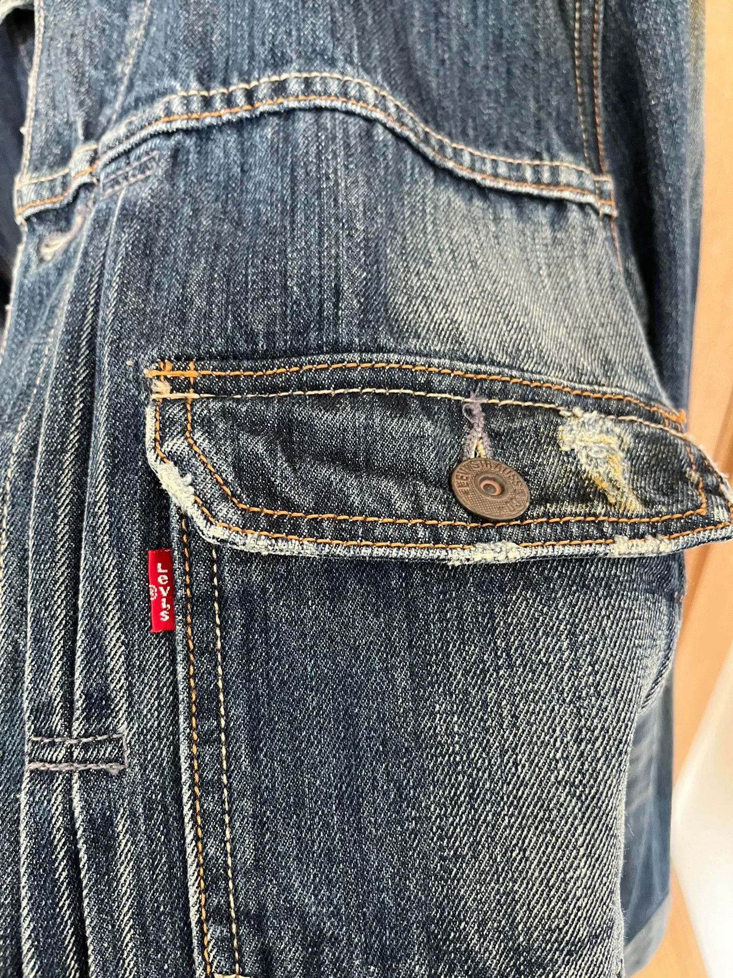 Levi's Levi's Type 1 Washed Distressed Patched Denim Jacket Size US M / EU 48-50 / 2 - 4 Thumbnail