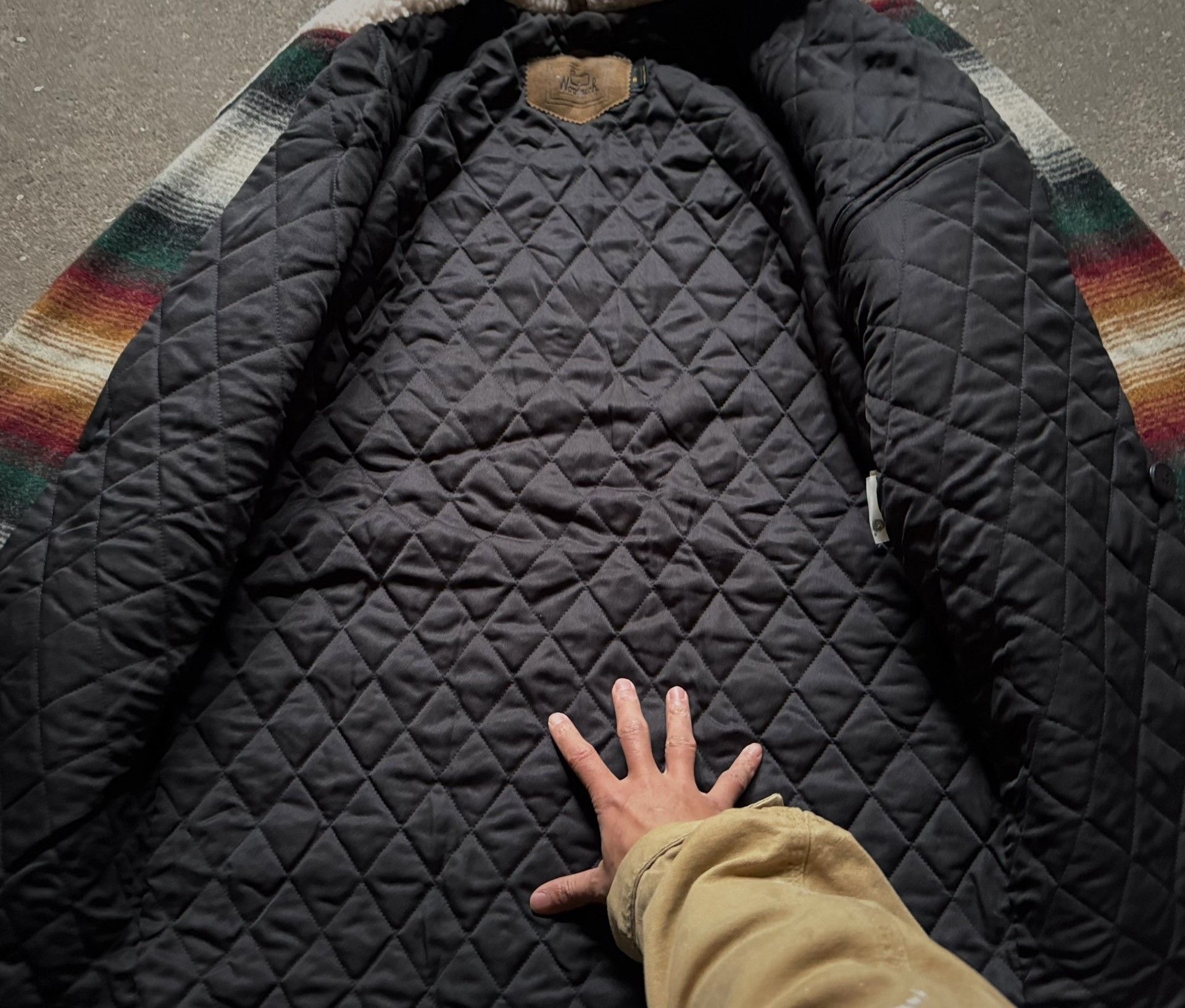 Vintage Vintage Woolrich Navajo Wool Coat Size US M / EU 48-50 / 2 - 3 Thumbnail