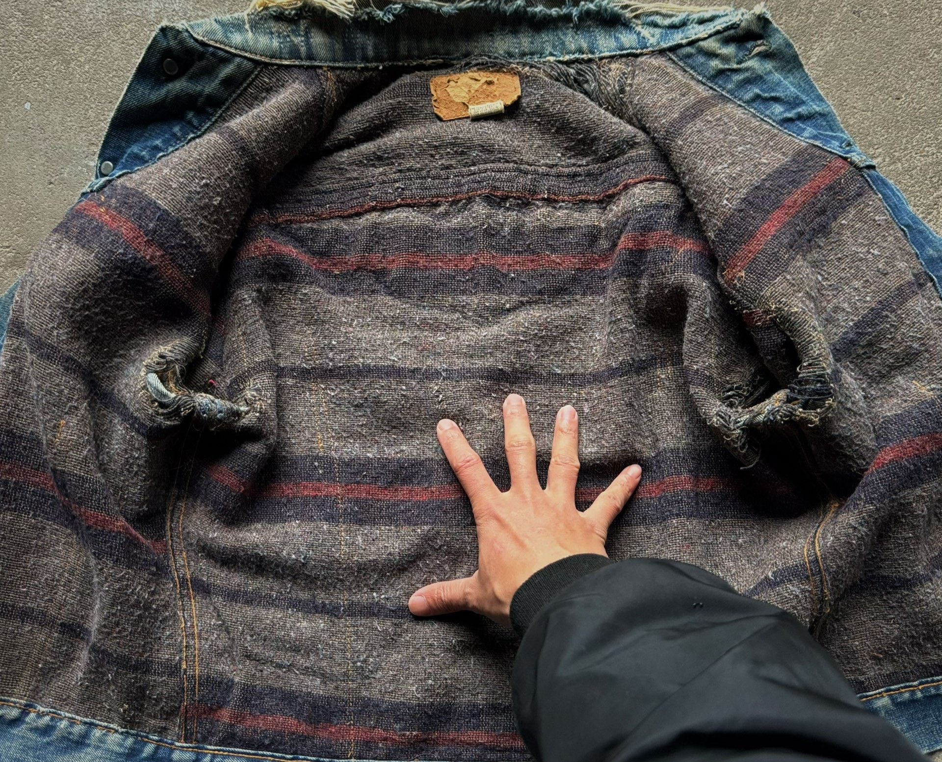 Vintage Vintage 60s Levis 70505 Denim Jacket Size US M / EU 48-50 / 2 - 4 Thumbnail
