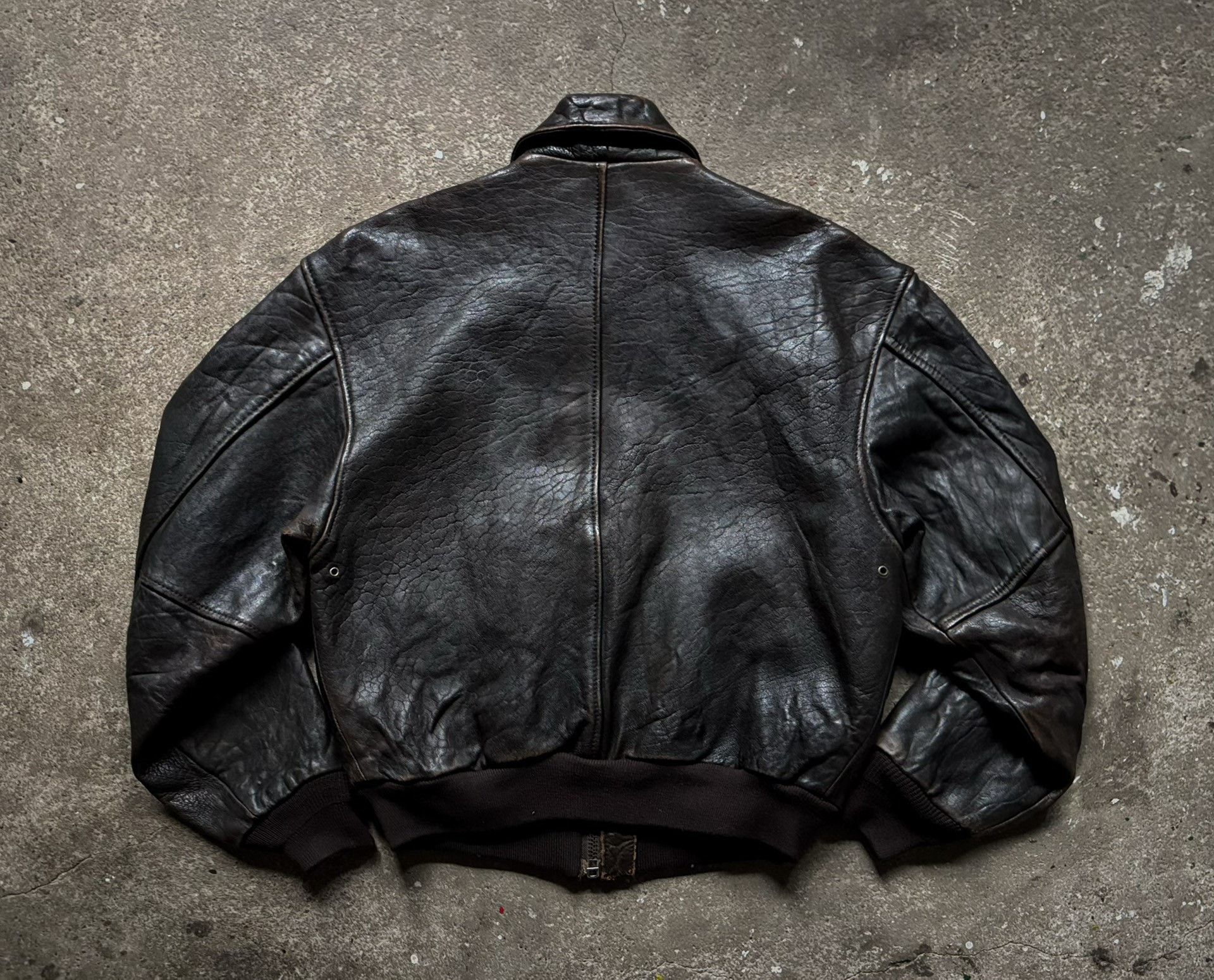 Vintage Vintage Avirex A2 Flight Leather Jacket Size US M / EU 48-50 / 2 - 7 Thumbnail