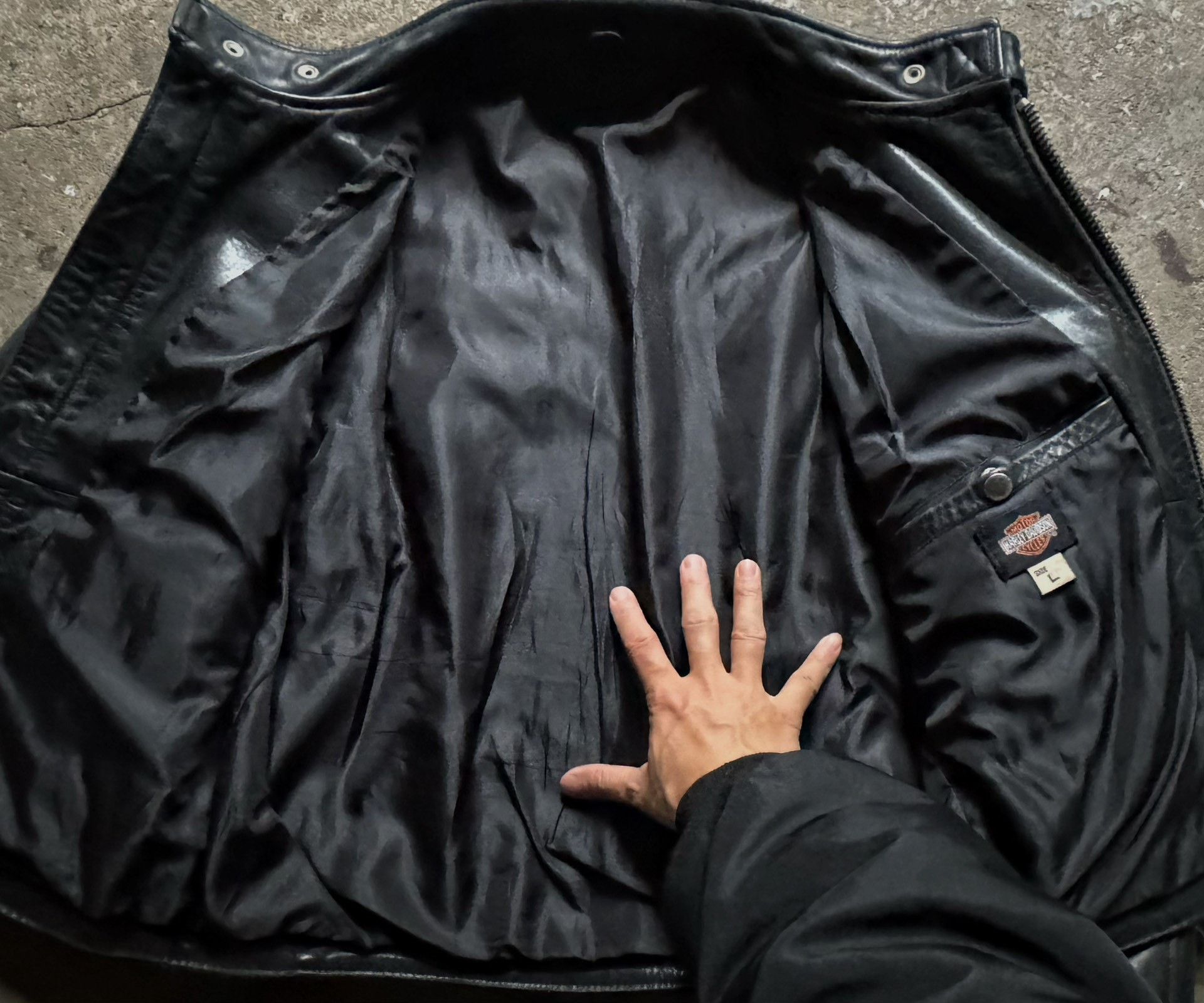 Vintage Vintage Harley Davidson 641 Leather Jacket Size US L / EU 52-54 / 3 - 3 Thumbnail