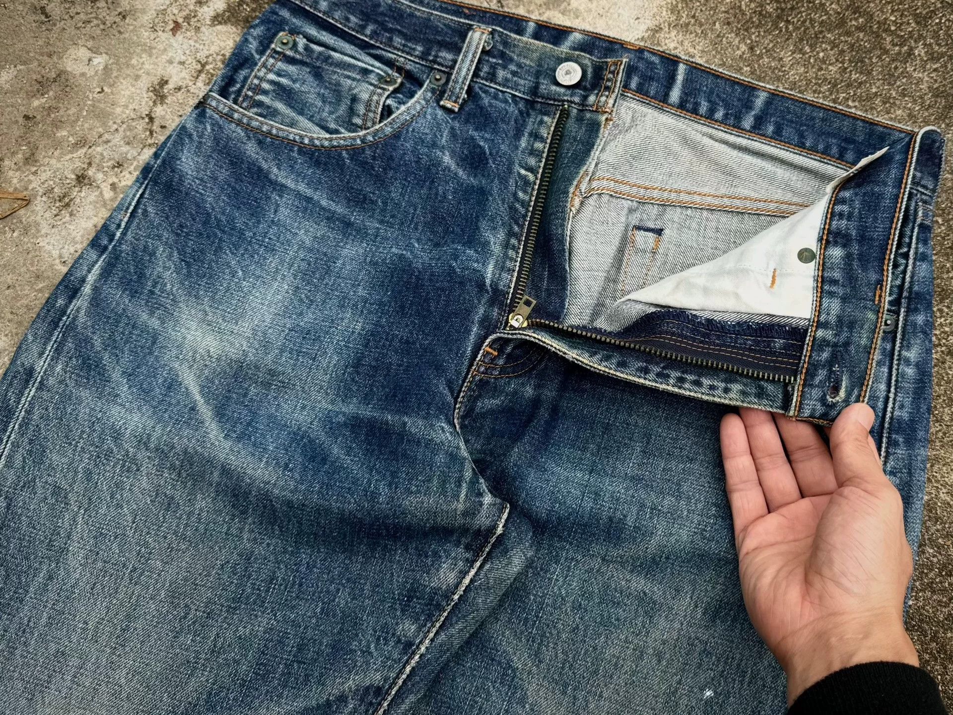 Vintage Vintage Levi's LVC 502xx Japan 1996 Size US 32 / EU 48 - 3 Thumbnail