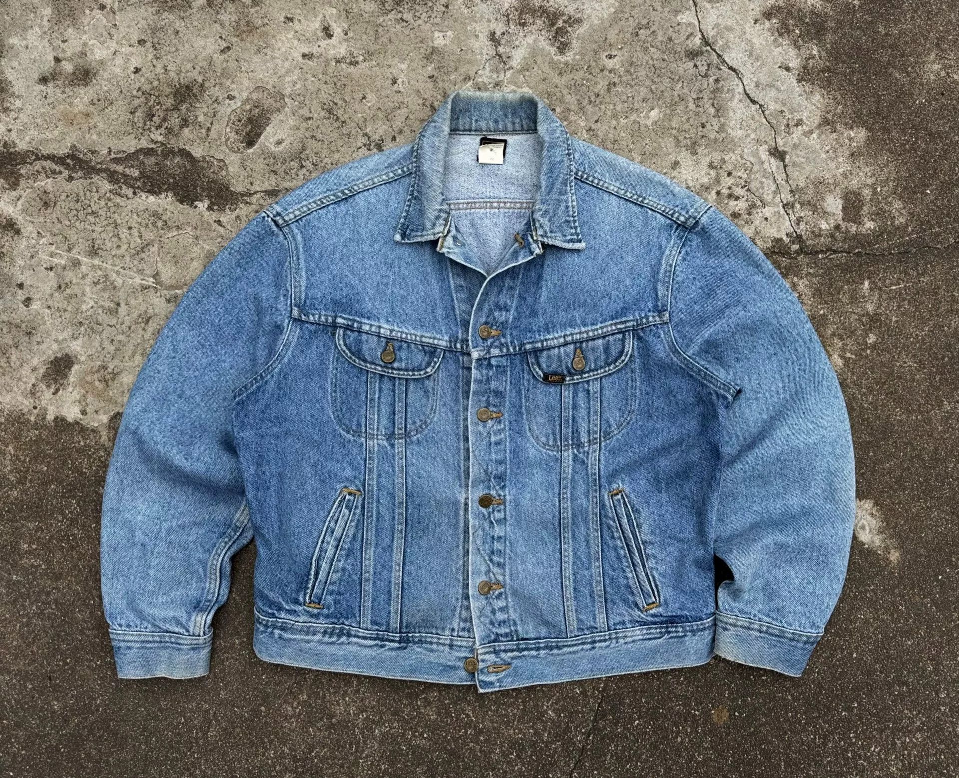 Vintage Vintage Lee 1980s 220 Denim Jacket Size US L / EU 52-54 / 3 - 2 Thumbnail