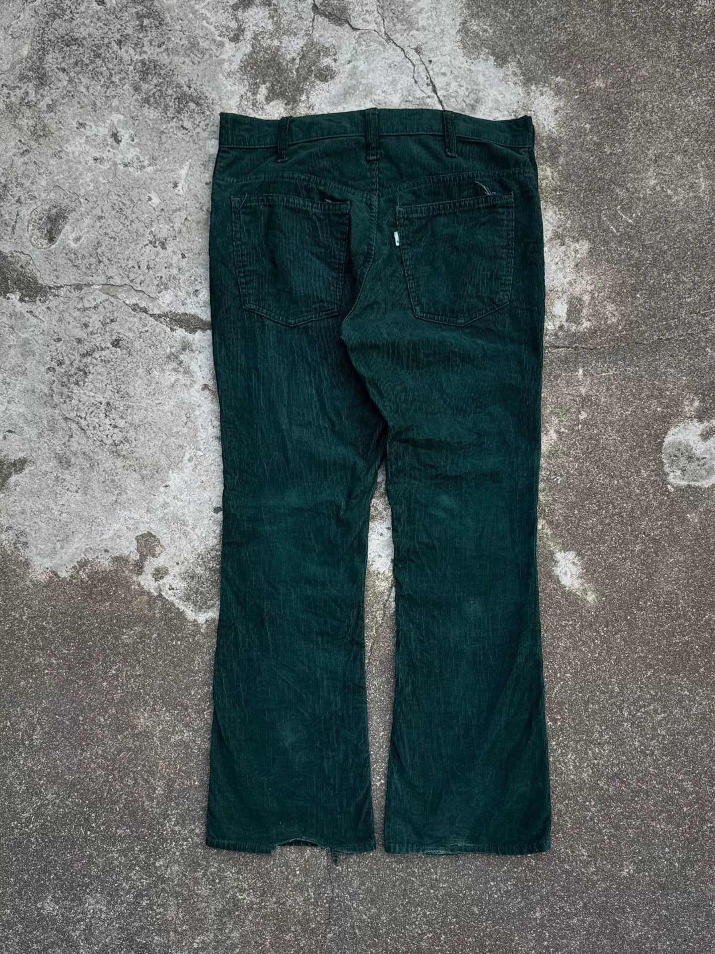 Vintage Vintage Levi's 646 Corduroy Flare Pants Size US 32 / EU 48 - 4 Thumbnail