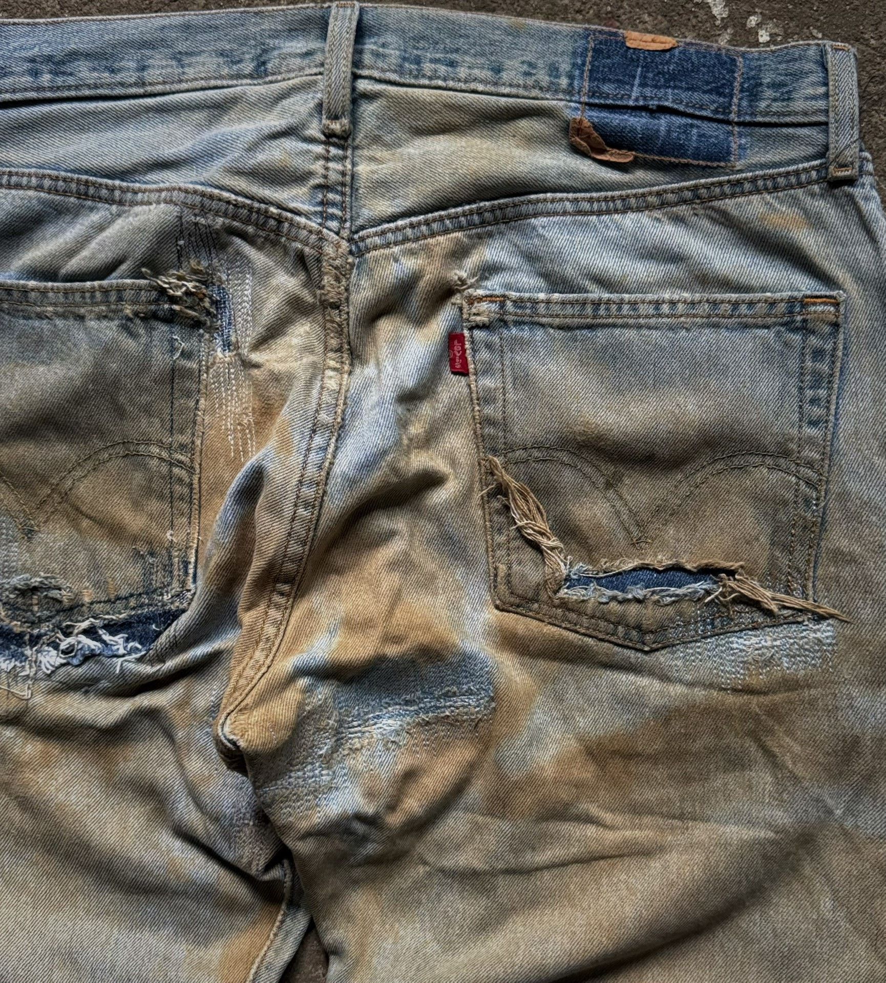 Vintage Vintage Levi's 501 Distressed Patch Jeans Size US 36 / EU 52 - 5 Thumbnail