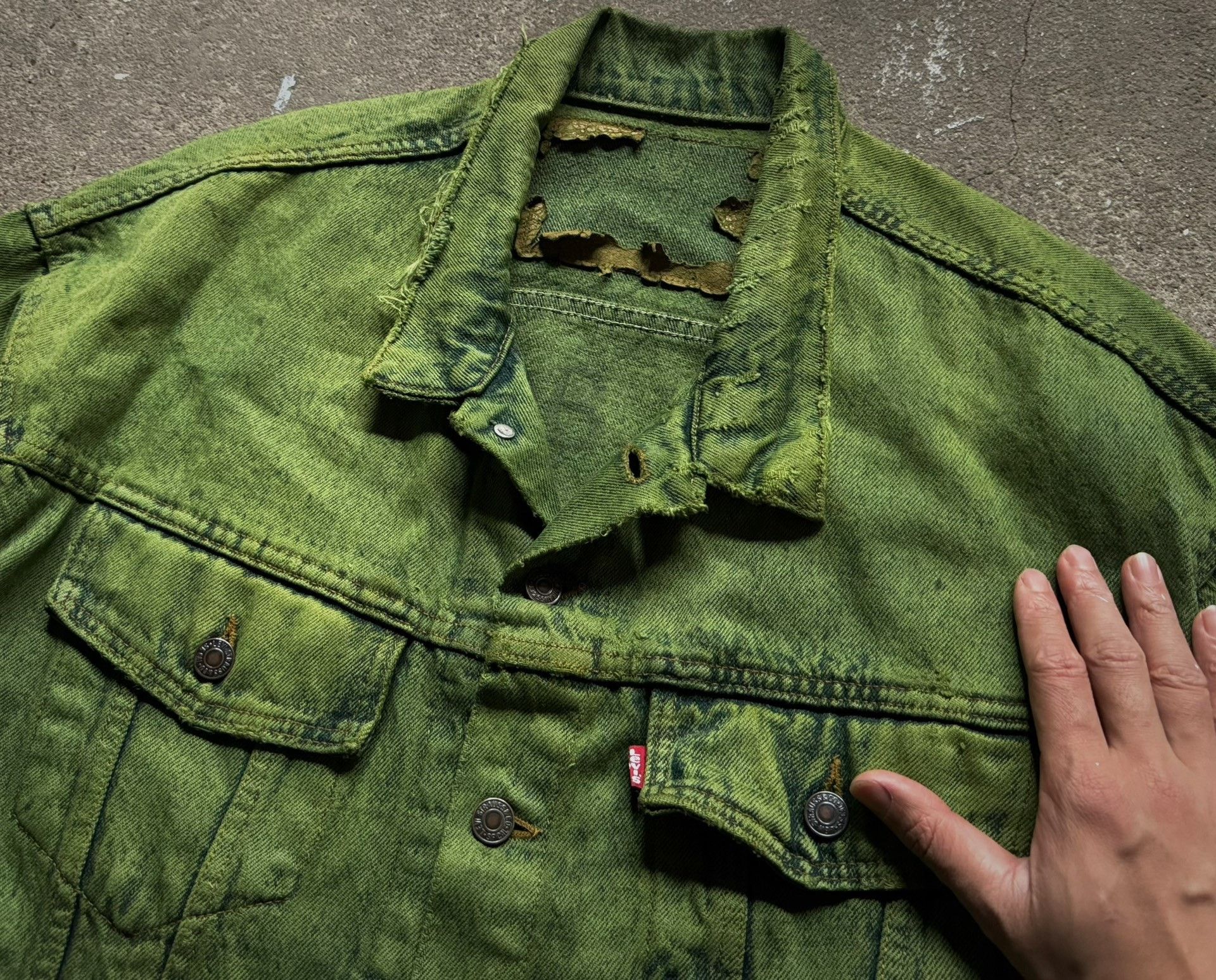Vintage Vintage 1991 Levis Boxy Green Denim Jacket Size US M / EU 48-50 / 2 - 2 Thumbnail