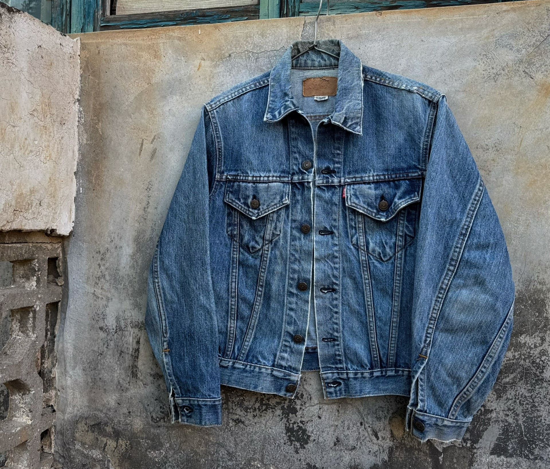 Vintage Vintage 70s Levis 70505 Denim Jacket Size US M / EU 48-50 / 2 - 3 Thumbnail