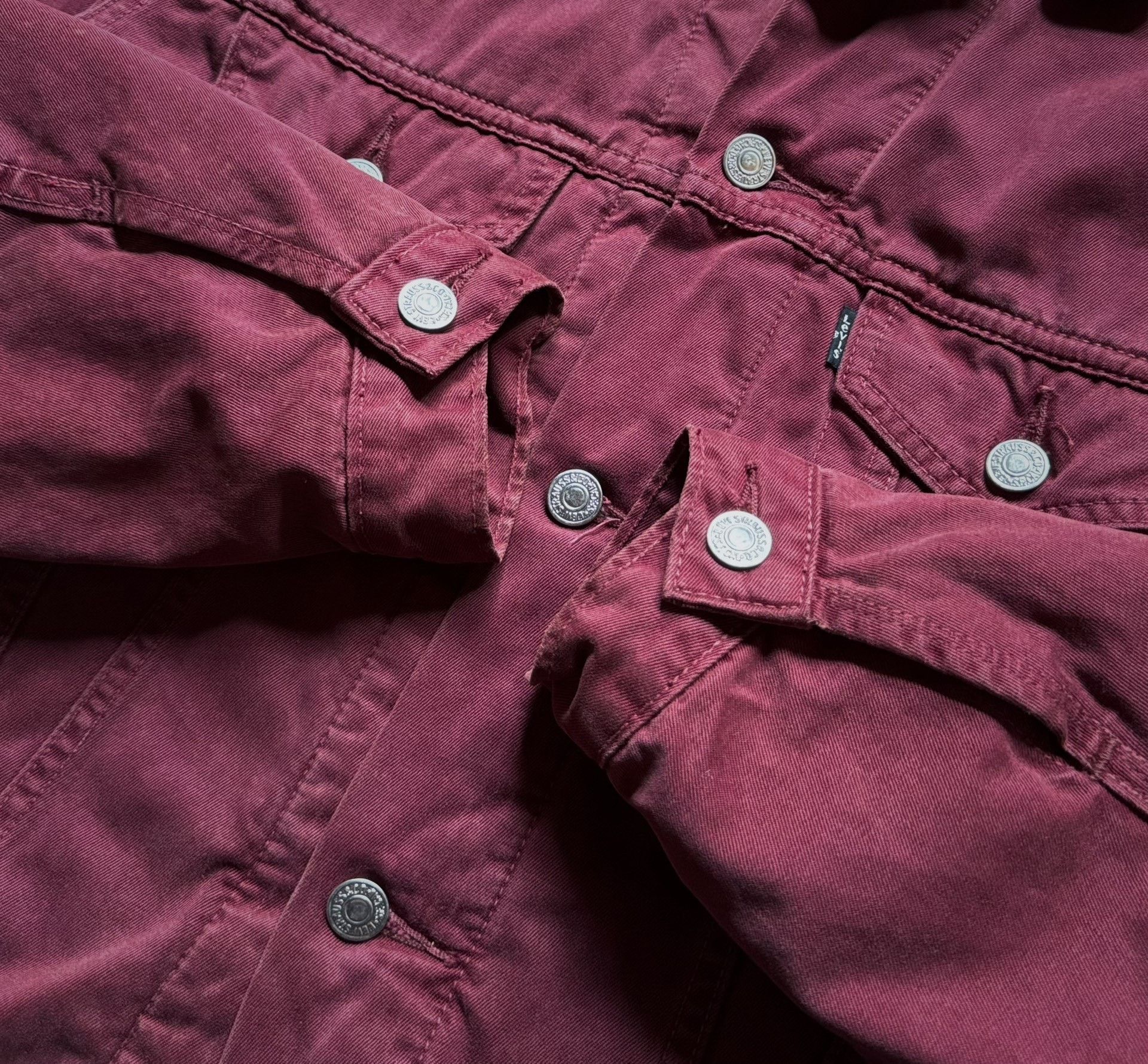Vintage Vintage 1990s Levis Boxy Denim Jacket Size US M / EU 48-50 / 2 - 2 Thumbnail