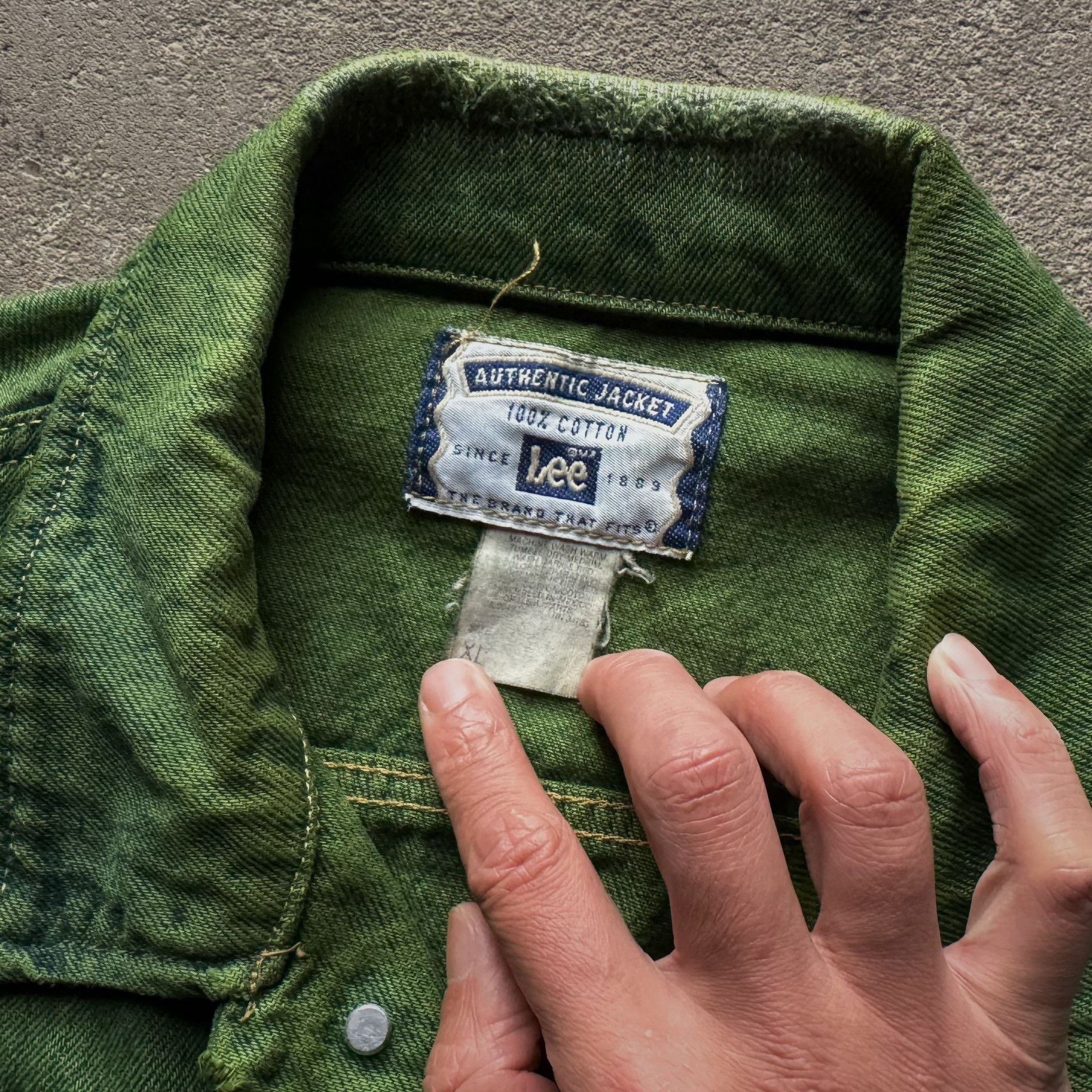 Vintage Vintage Lee 80s-90s Denim Jacket Size US M / EU 48-50 / 2 - 3 Thumbnail