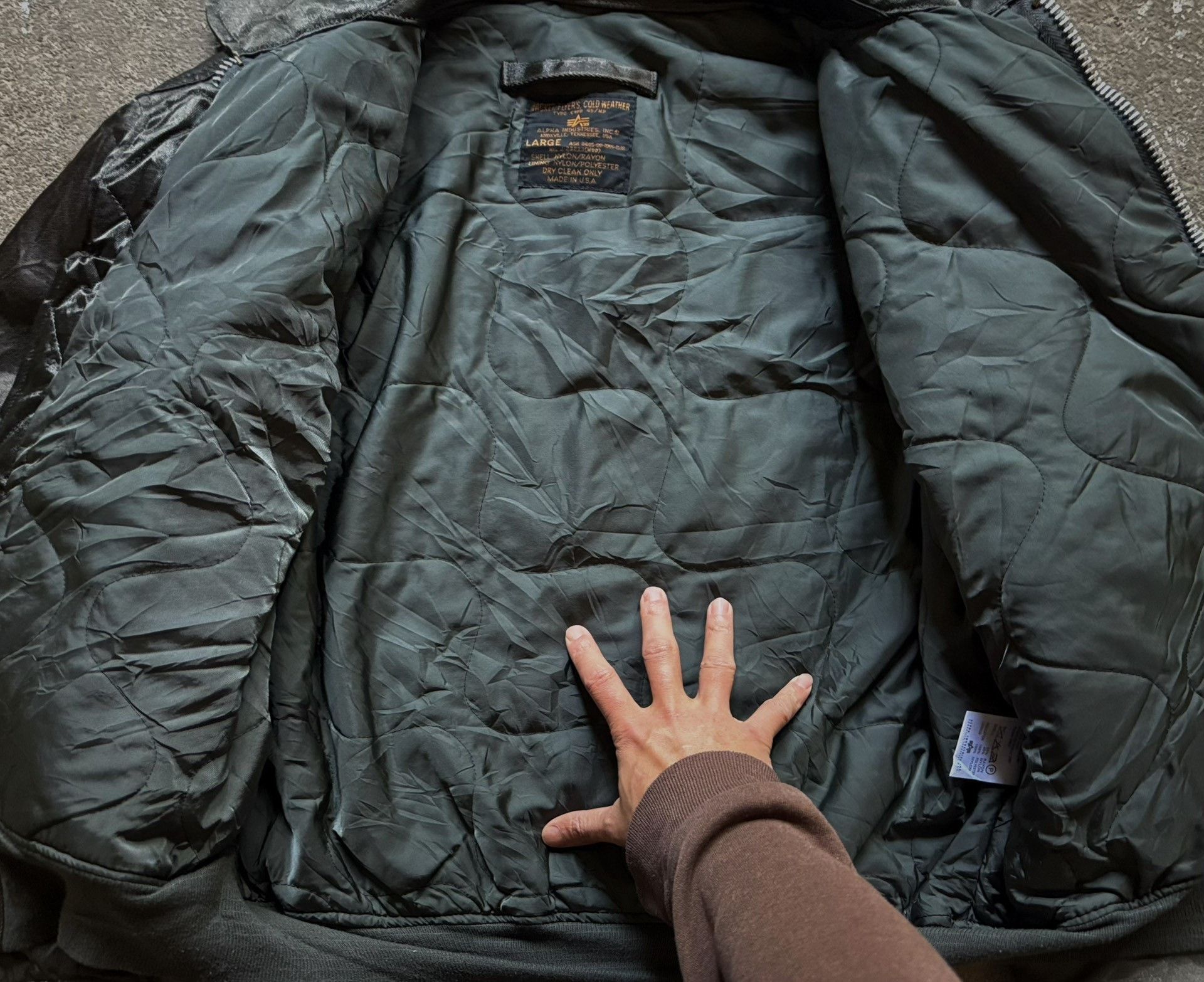 Vintage Vintage Alpha CWU45 Flight Jacket Size US M / EU 48-50 / 2 - 3 Thumbnail