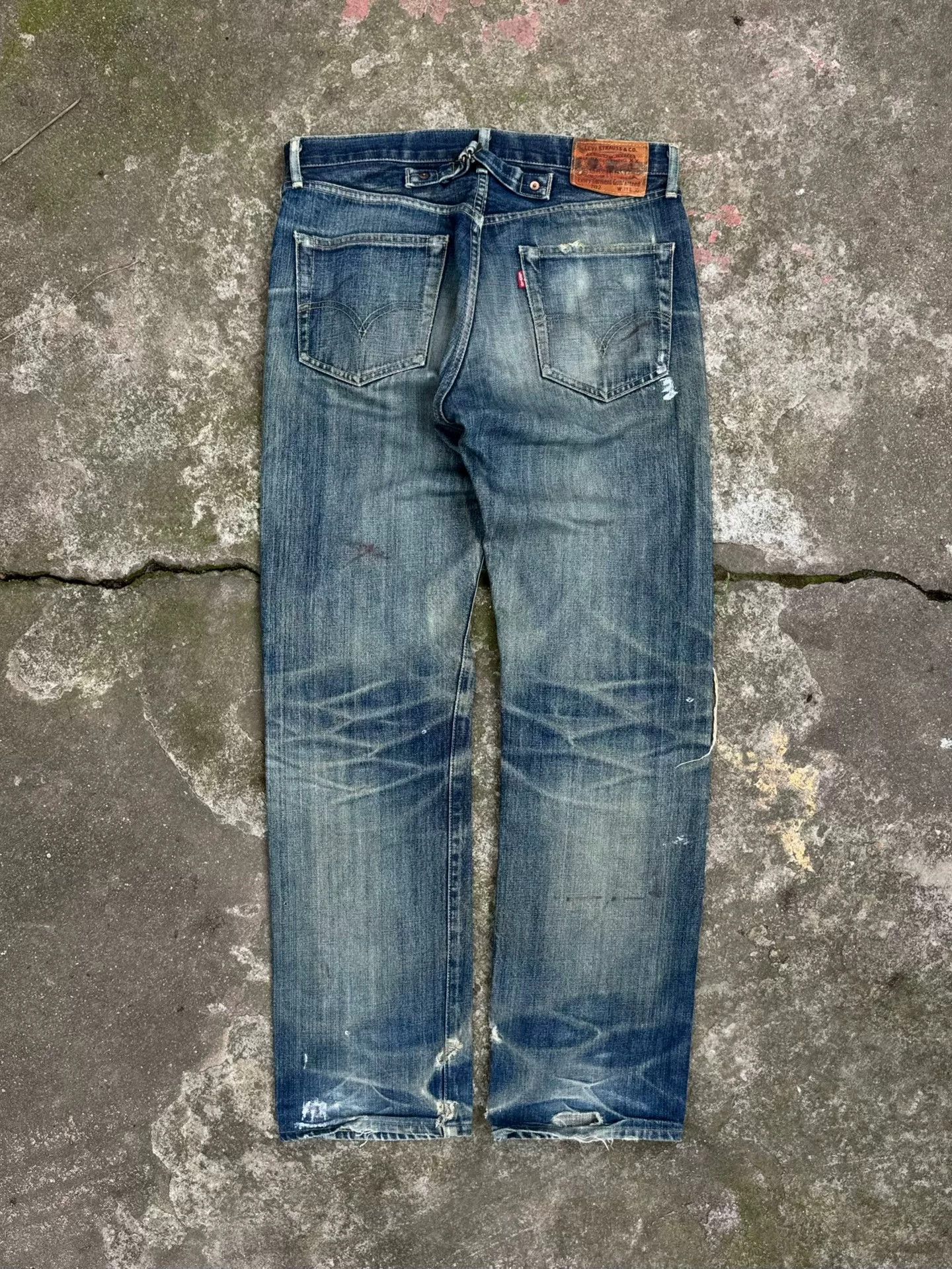 Vintage Vintage Levi's LVC702xx Jeans Size US 32 / EU 48 - 6 Thumbnail
