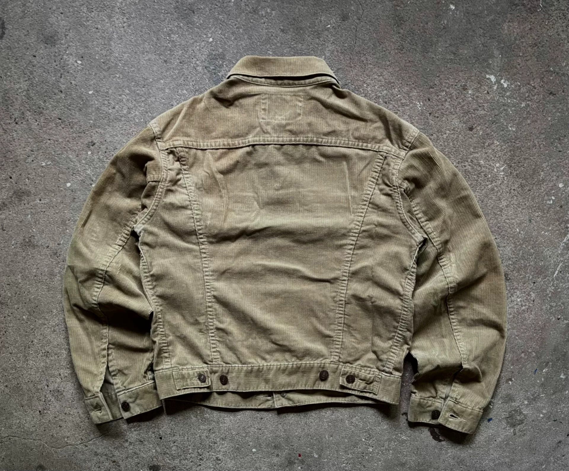 Vintage Vintage 1996 Levi's Corduroy Jacket Size US M / EU 48-50 / 2 - 5 Thumbnail