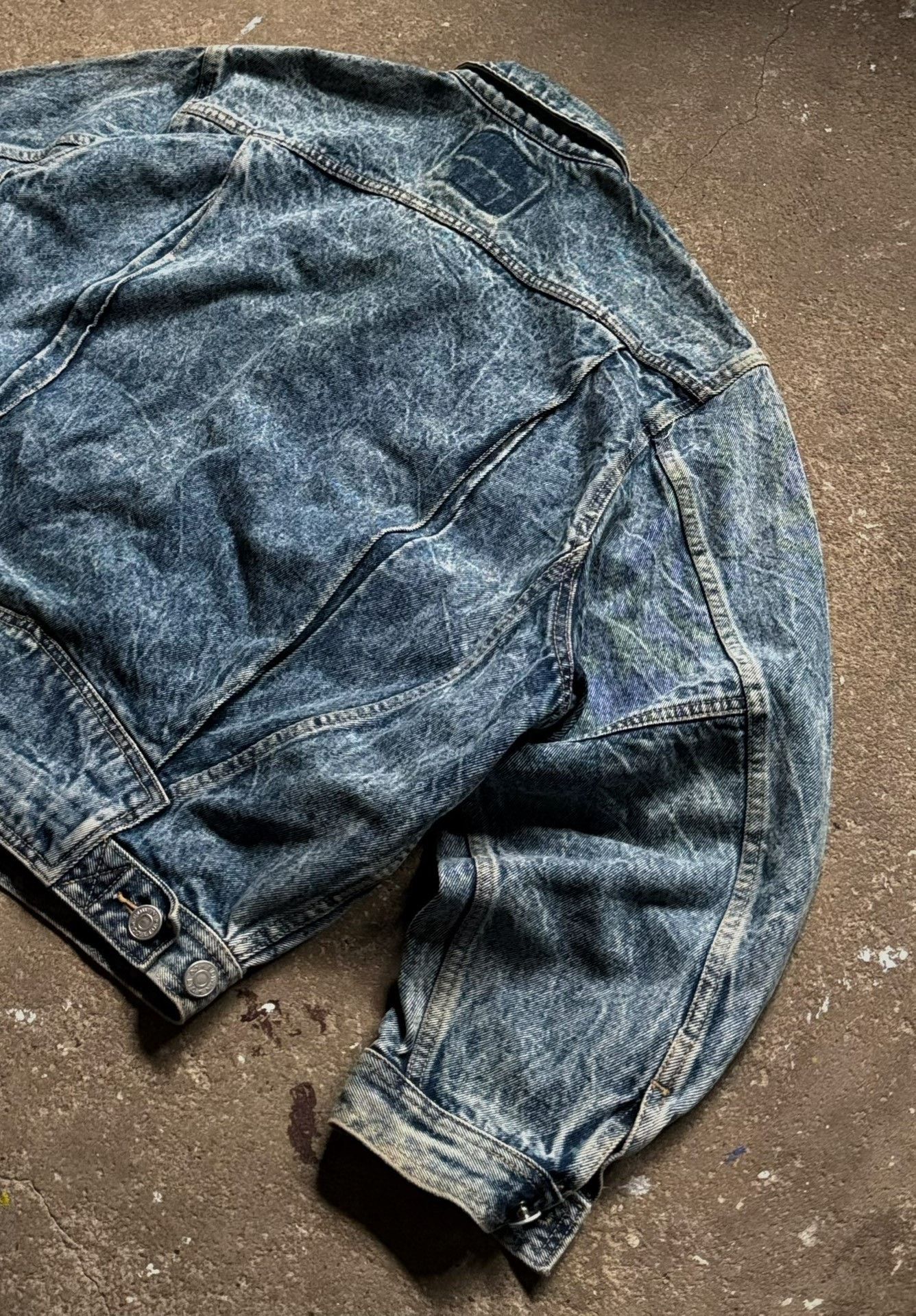 Vintage Vintage Edwin Boxy Denim Jacket Size US M / EU 48-50 / 2 - 4 Thumbnail