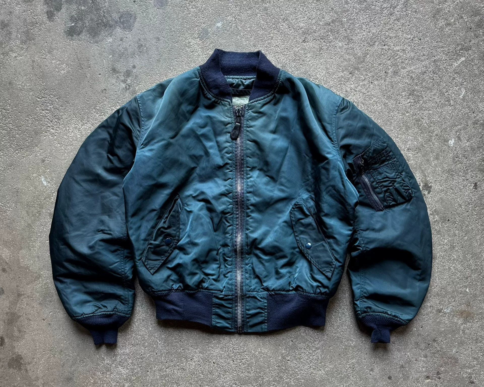 Vintage Vintage Alpha MA1 Flight Jacket Size US M / EU 48-50 / 2 - 3 Thumbnail