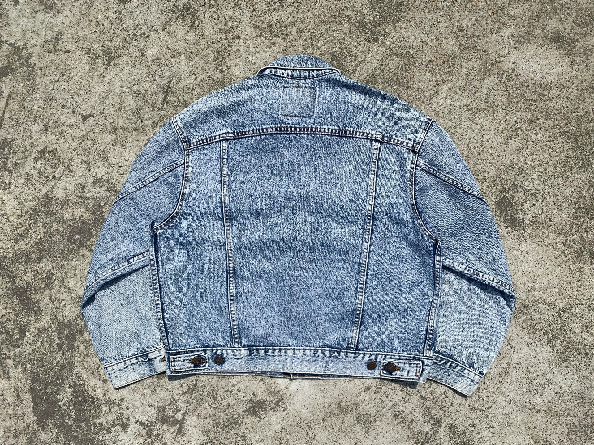 Vintage Vintage Levi's 1991 US Snow Wash Denim Jacket Size US XL / EU 56 / 4 - 4 Thumbnail