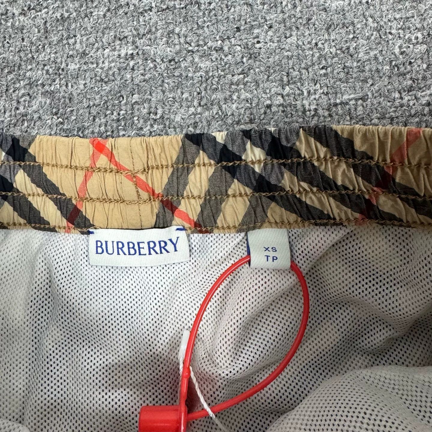 Burberry Burberry Classic Check Drawstring Casual Shorts Size 38" / US 16 / IT 52 - 4 Thumbnail