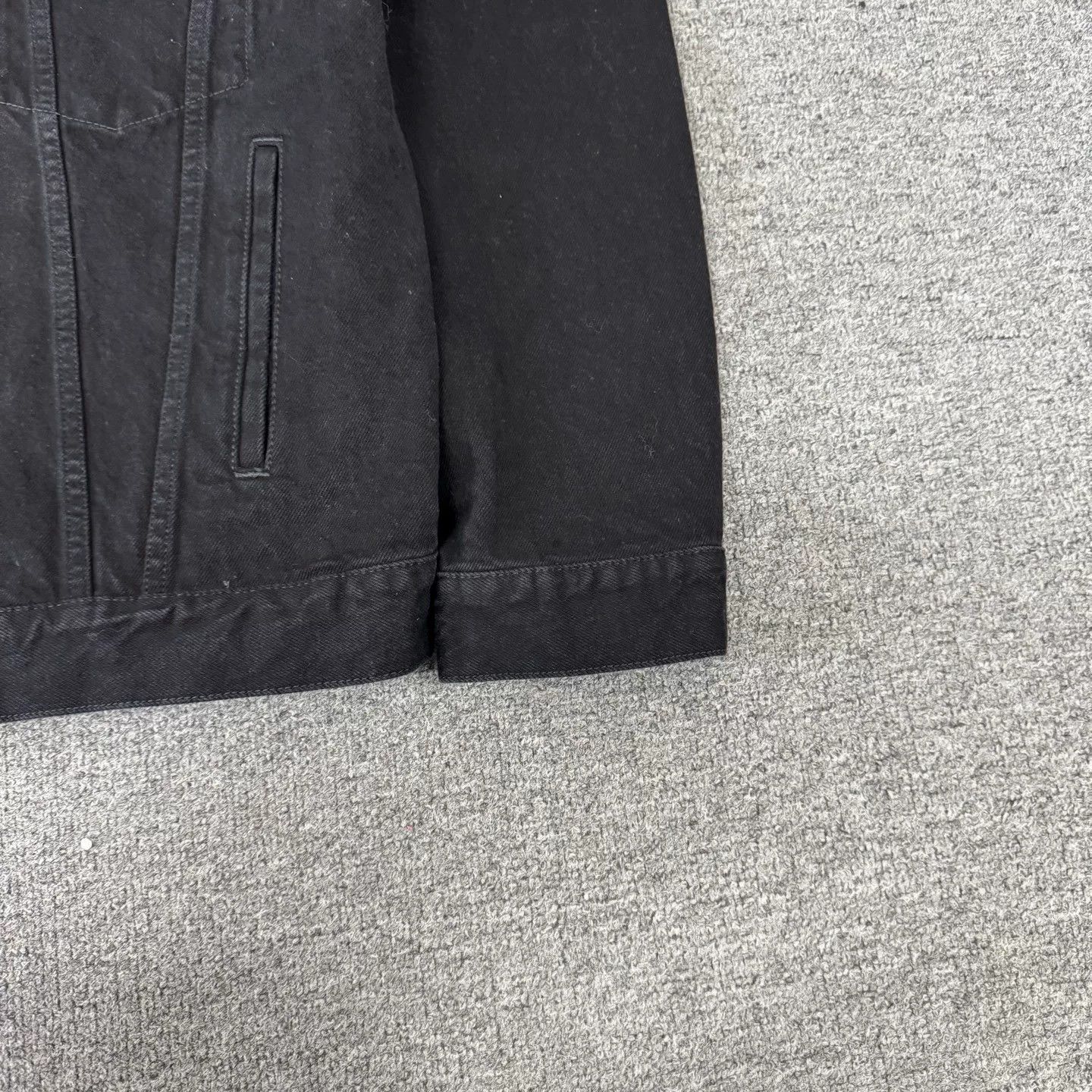 Balenciaga Balenciaga Distressed Denim Jacket Back Logo Size XXS / US 00 / IT 34 - 3 Thumbnail